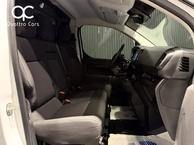 Peugeot Expert view 12