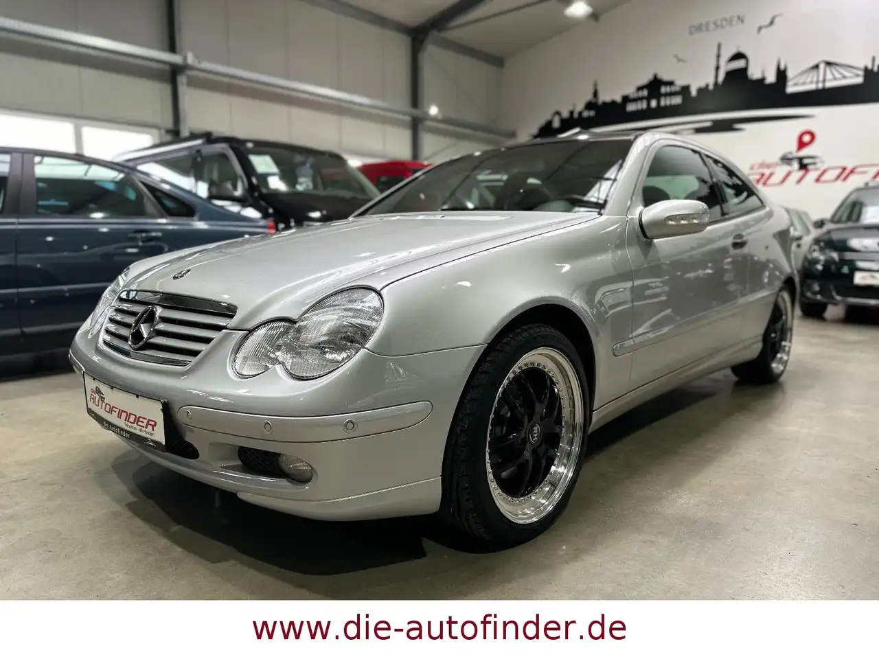 Mercedes-Benz C 320