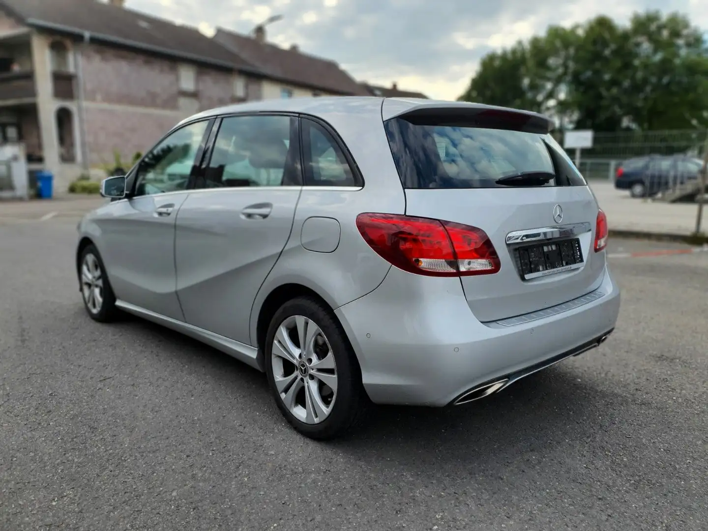 Mercedes-Benz B 180 CDI Automatik*Navi*Business Packet* Argent - 2
