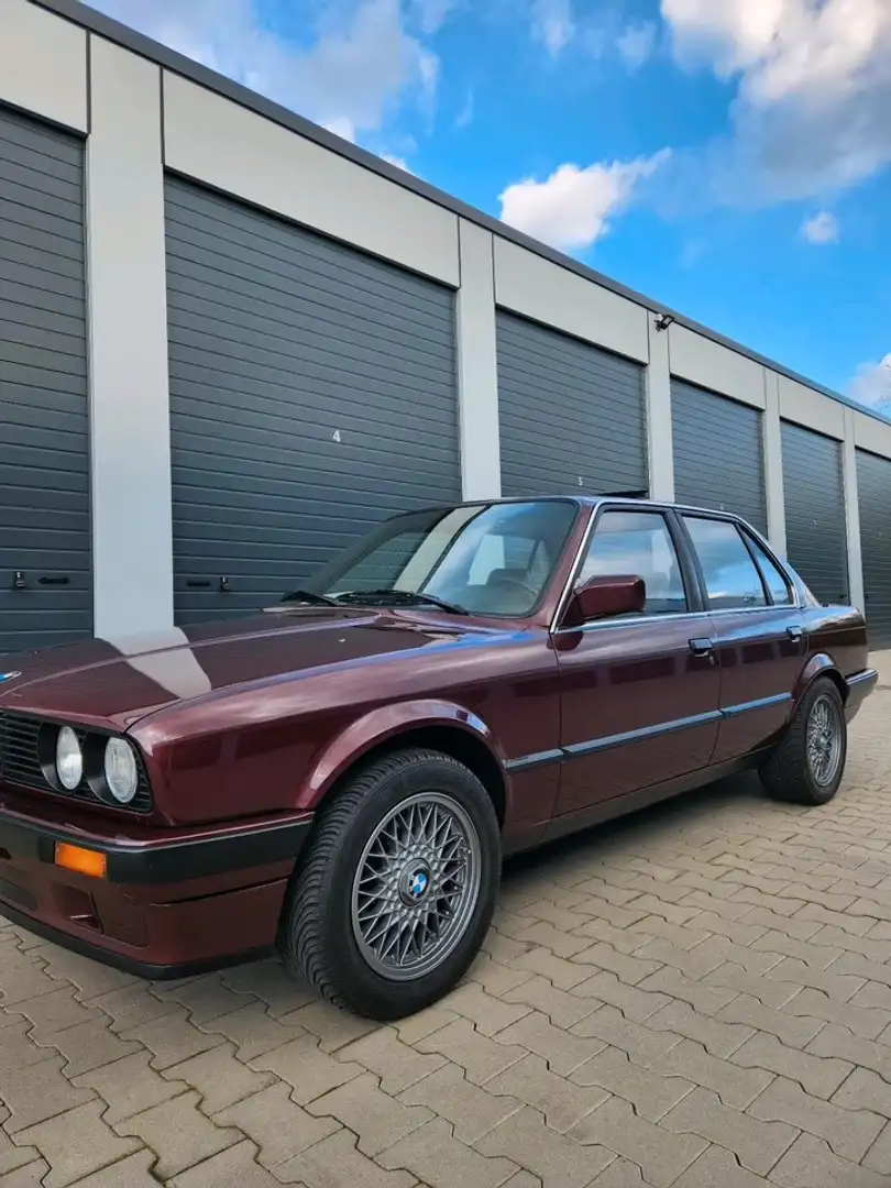 BMW 320 320i - 1