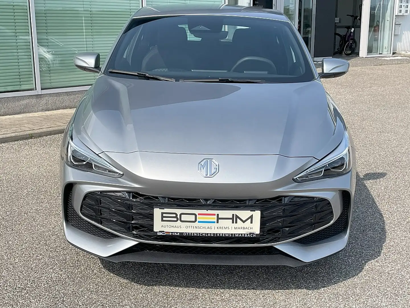 MG MG3 **16.290,- Comfort 4.Zylinder Silber - 2