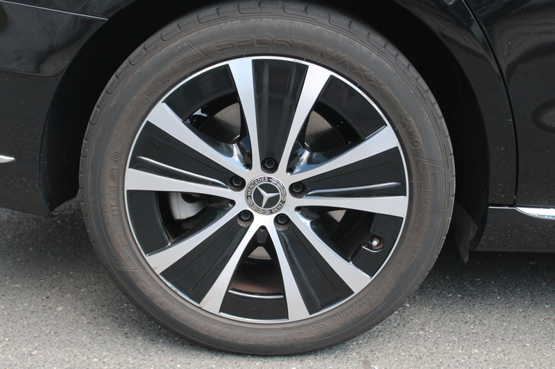 Mercedes-Benz E 400 d Limousine 4Matic Leder Kamera Navi — photo 34