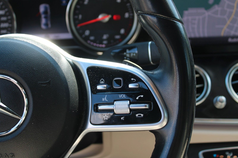 Mercedes-Benz E 400 d Limousine 4Matic Leder Kamera Navi — photo 16