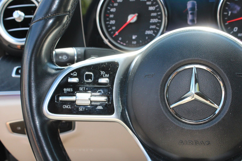 Mercedes-Benz E 400 d Limousine 4Matic Leder Kamera Navi — photo 15