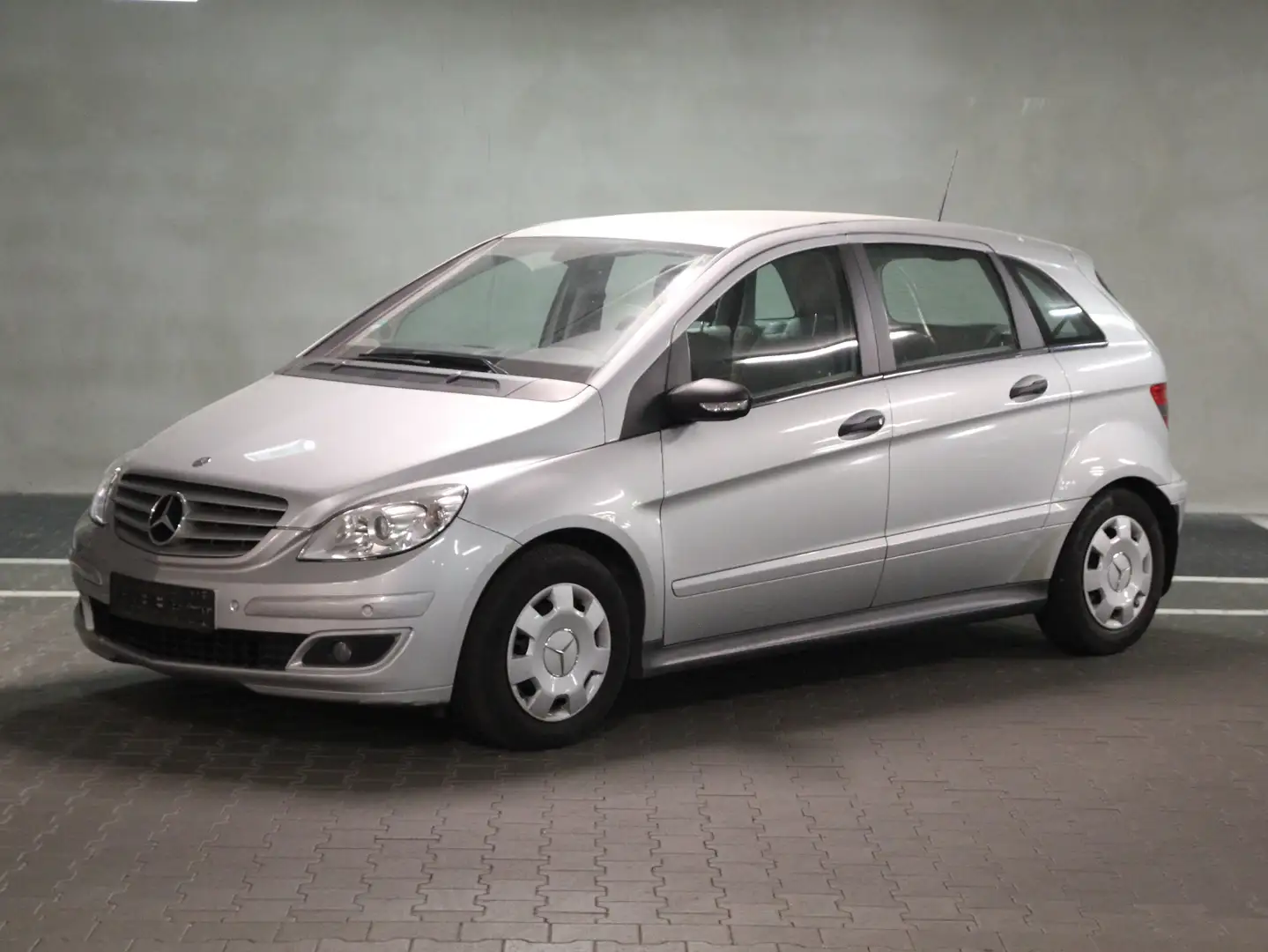 Mercedes-Benz B 170 1. Hand,  Automatik, Lese Beschreibung Gri - 1