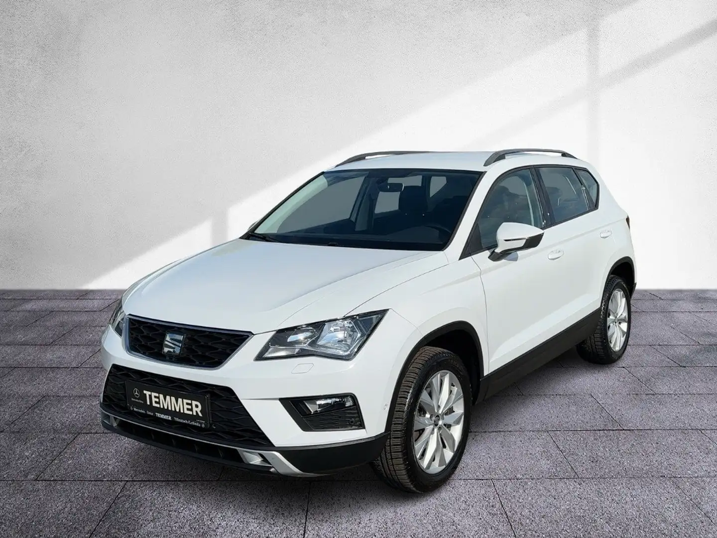 SEAT Ateca 1,6 TDI Style RKam Shz Navi Tempomat Weiß - 2