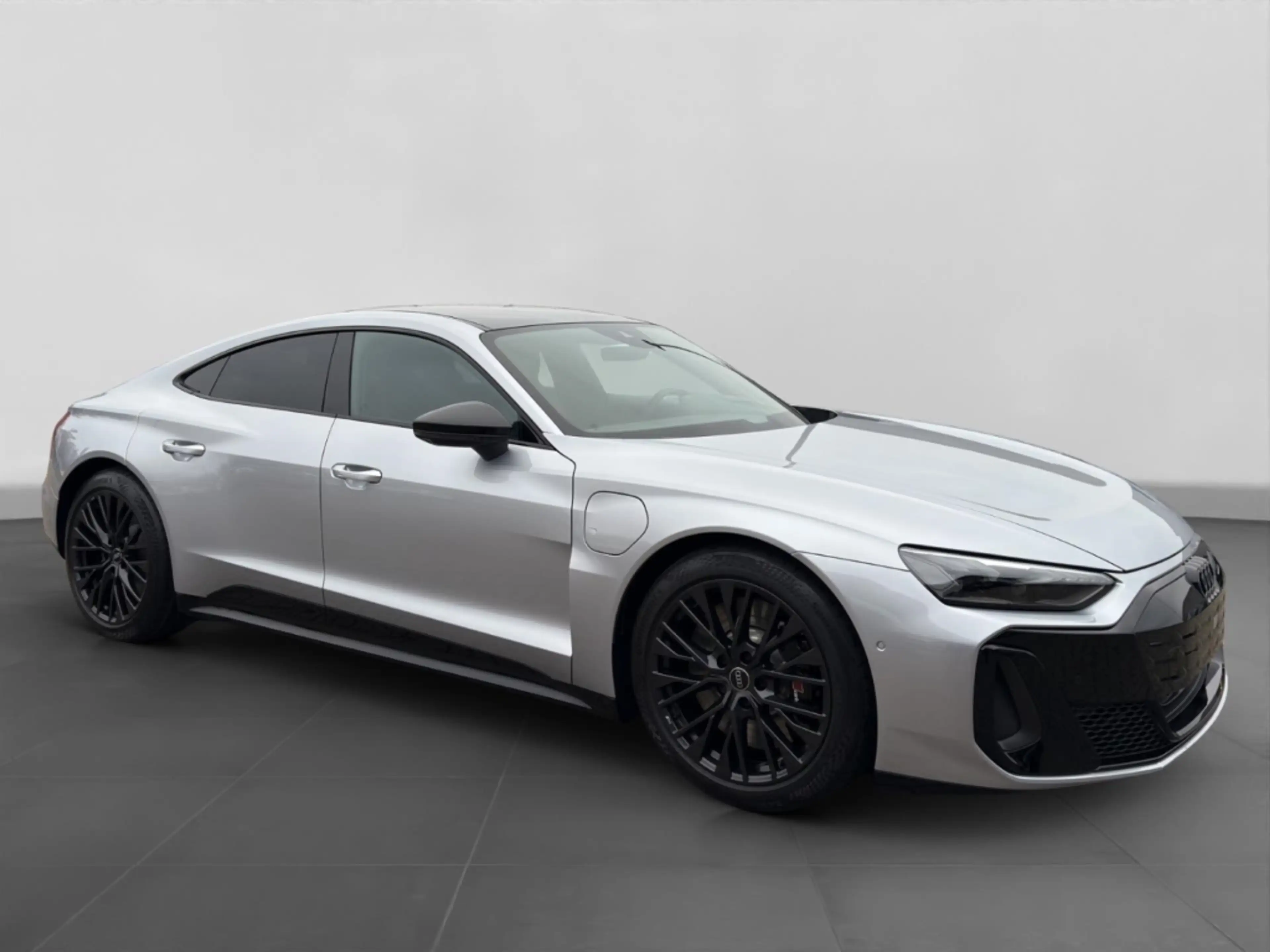 Audi e-tron GT quattro 370 kW — photo 7