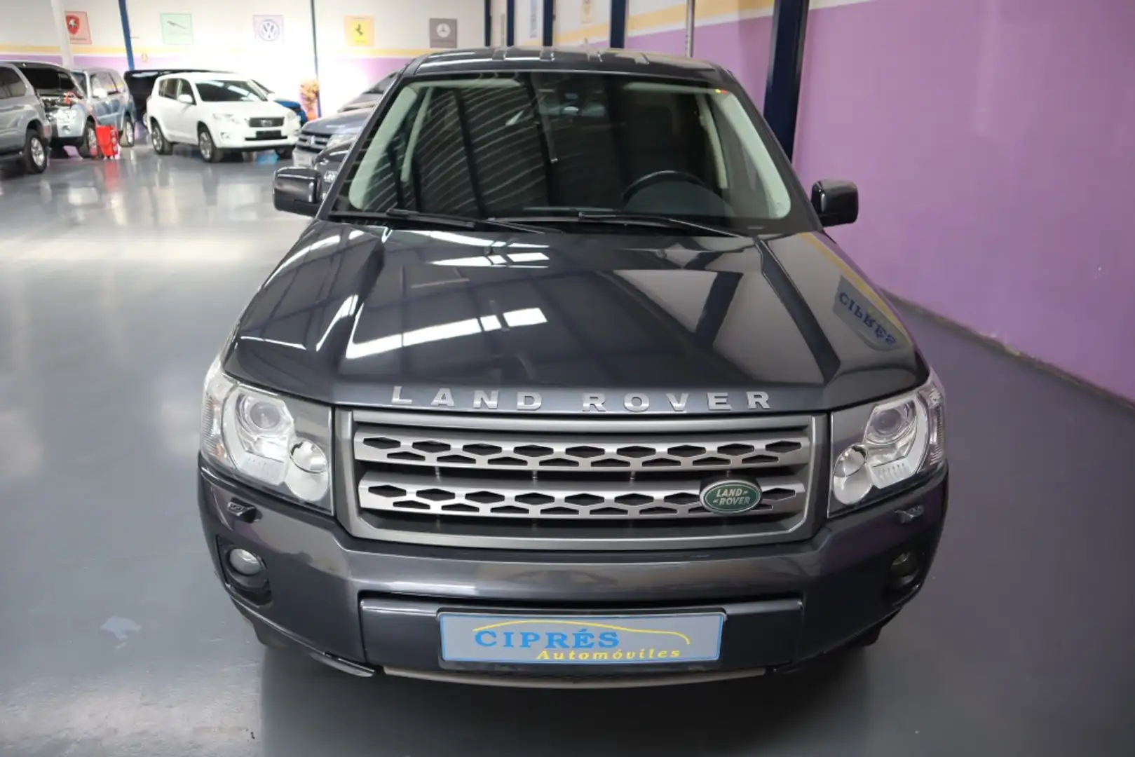 Land Rover Freelander 2.2Td4 SE CommandShift Grijs - 2