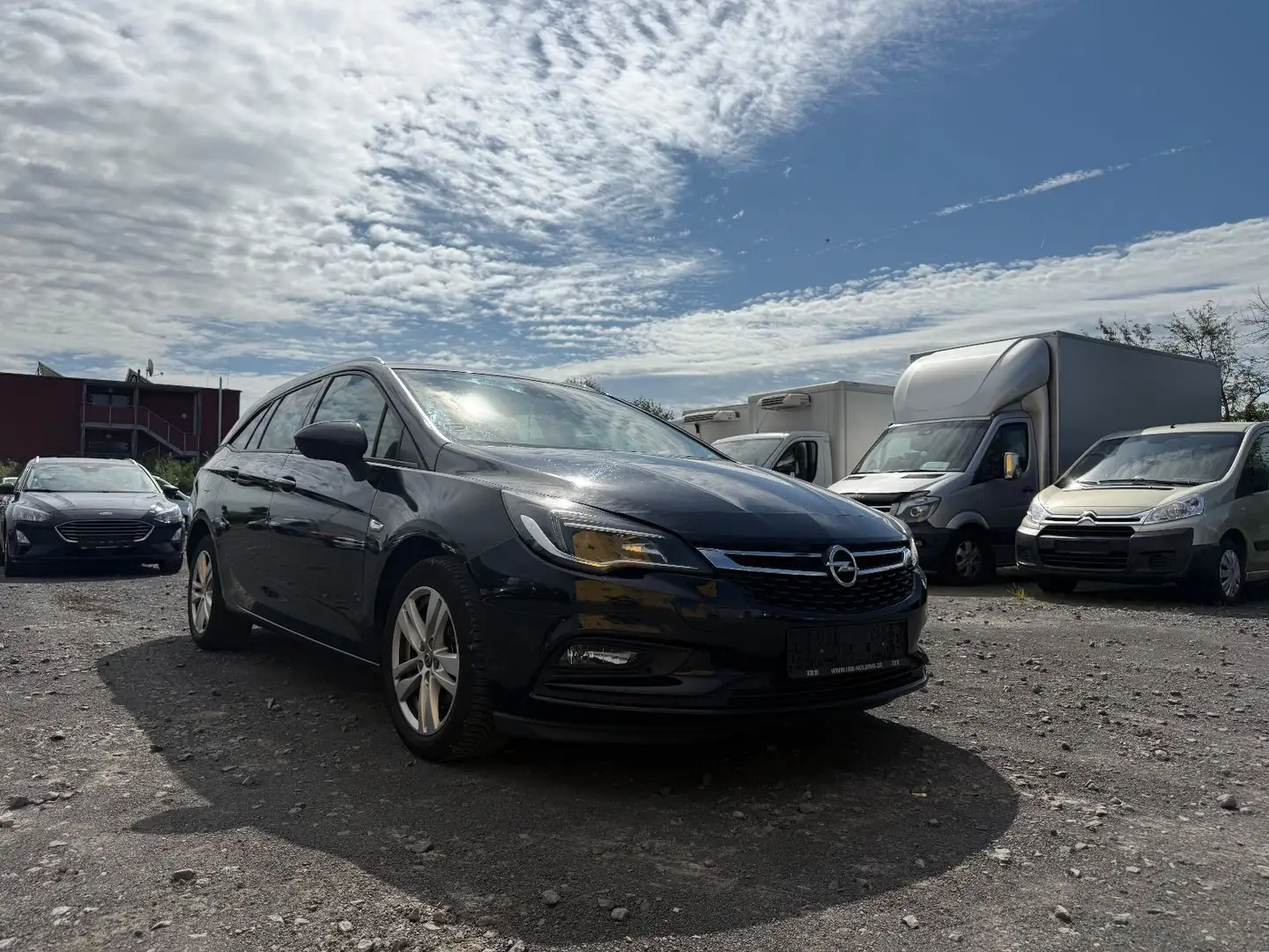 Opel Astra K Sports Tourer ON Start/Stop 1.4 Turbo Schwarz - 1