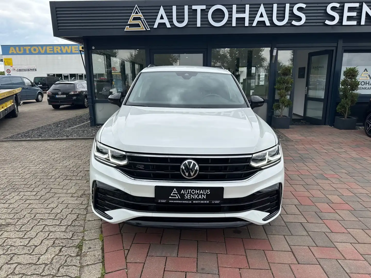 Volkswagen Tiguan 2.0 TSI DSG 4M R-Line*VIRTUAL* Weiß - 2