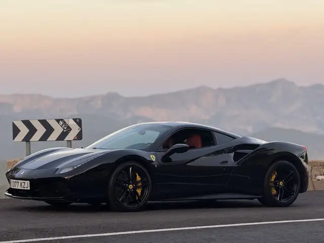Ferrari 488
