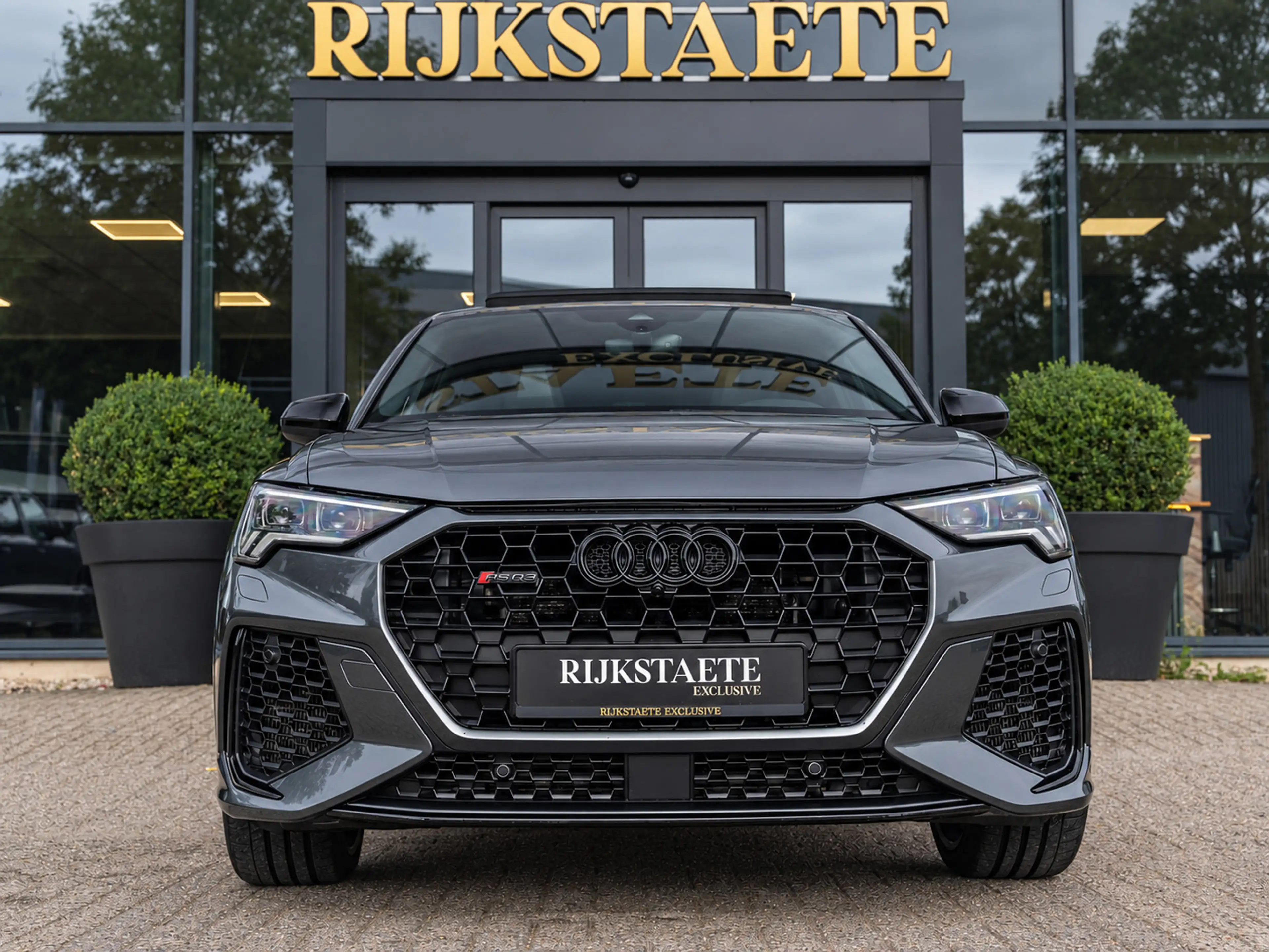 Audi RS Q3 RSQ3 Sportback 2.5 TFSI Quattro|PANO|SONOS|CAM|ACC — photo 3