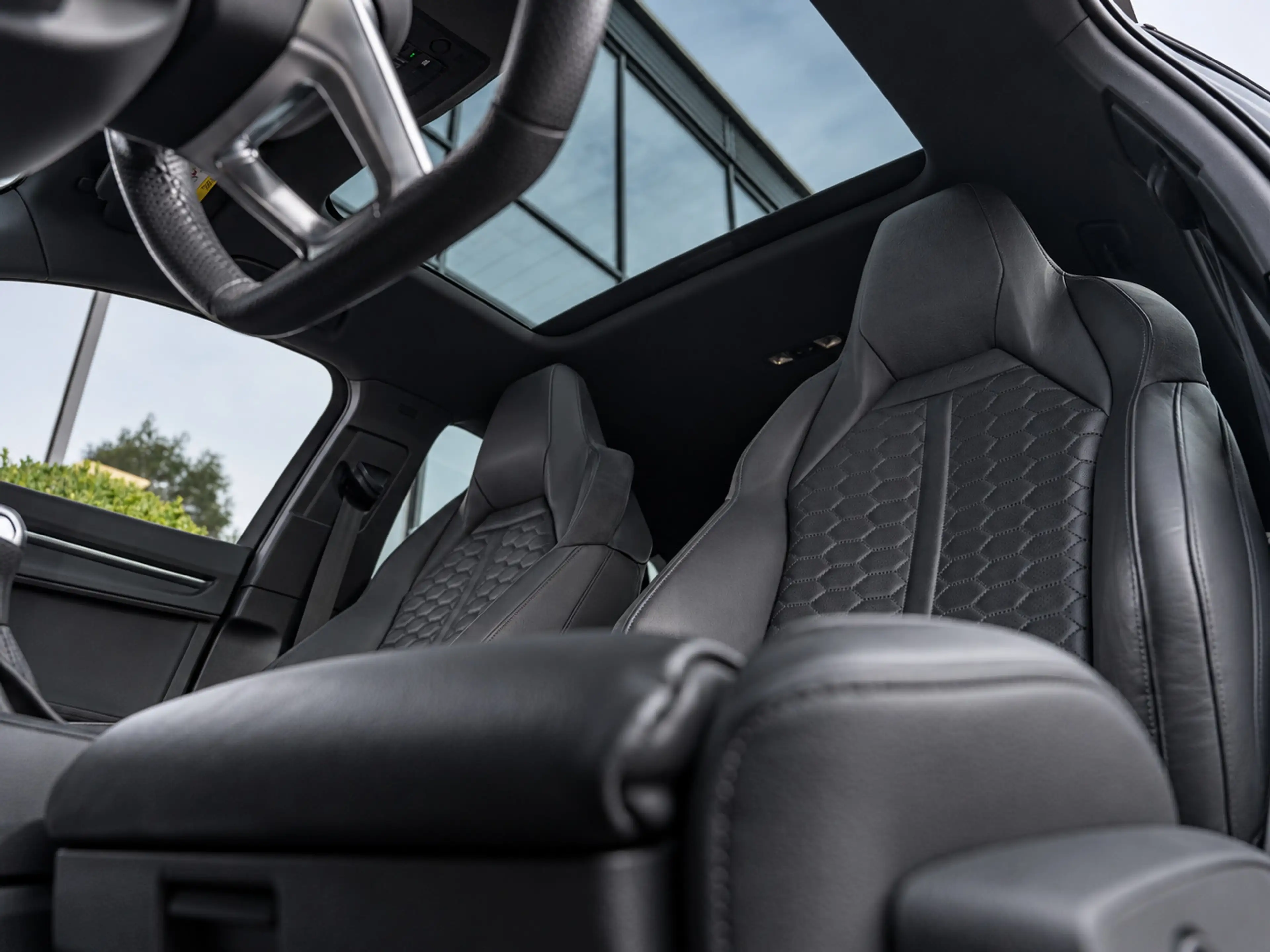 Audi RS Q3 RSQ3 Sportback 2.5 TFSI Quattro|PANO|SONOS|CAM|ACC — photo 12