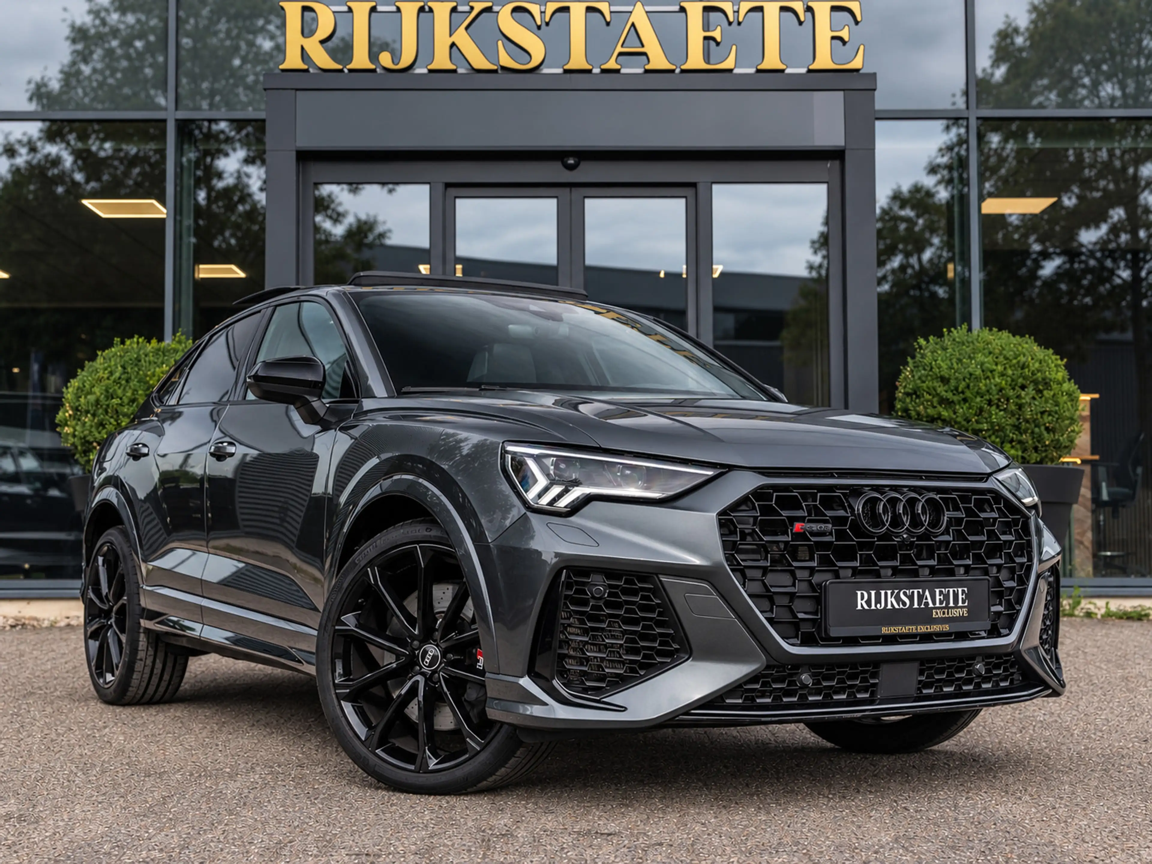 Audi RS Q3 RSQ3 Sportback 2.5 TFSI Quattro|PANO|SONOS|CAM|ACC — photo 5