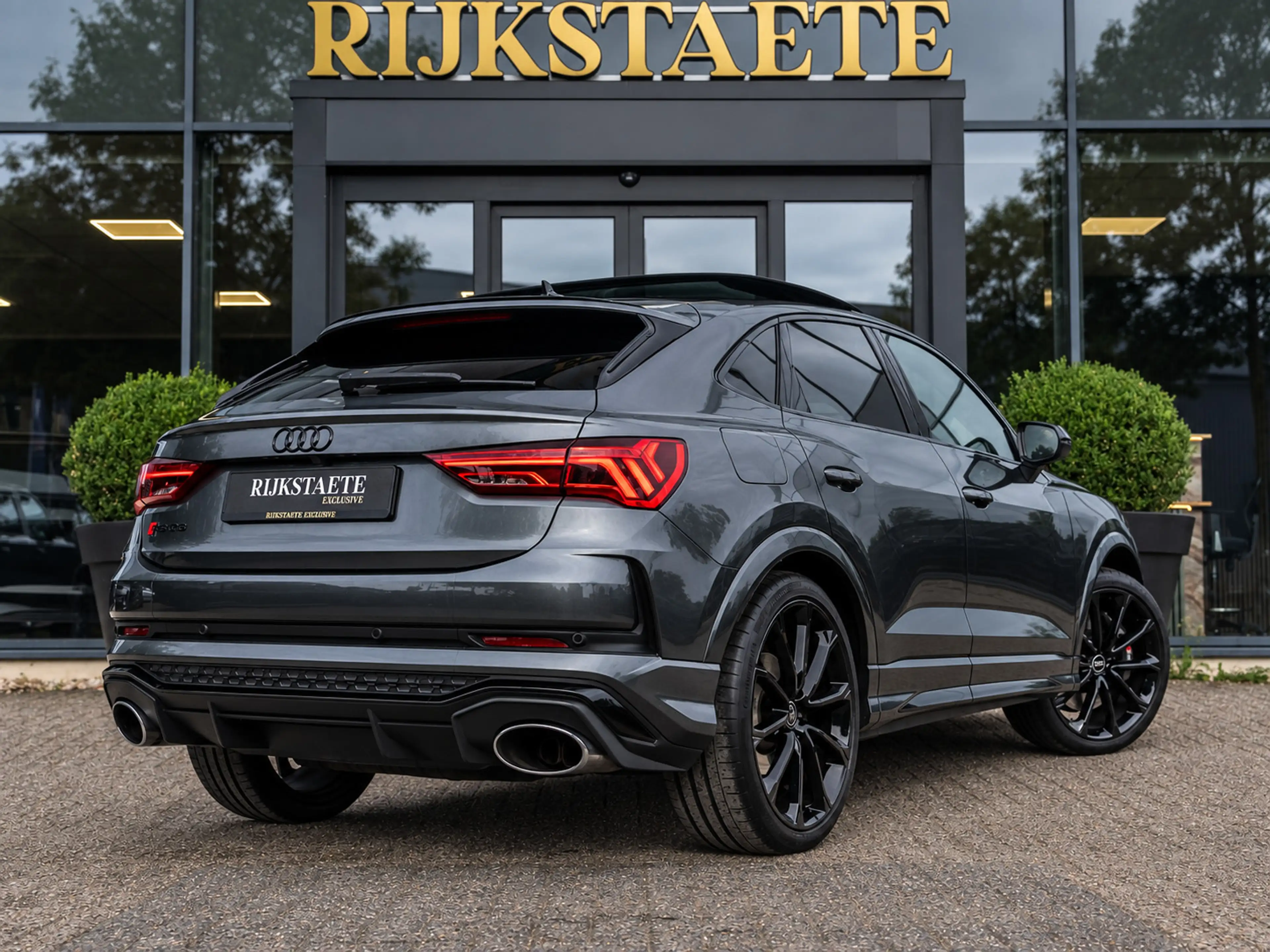 Audi RS Q3 RSQ3 Sportback 2.5 TFSI Quattro|PANO|SONOS|CAM|ACC — photo 7