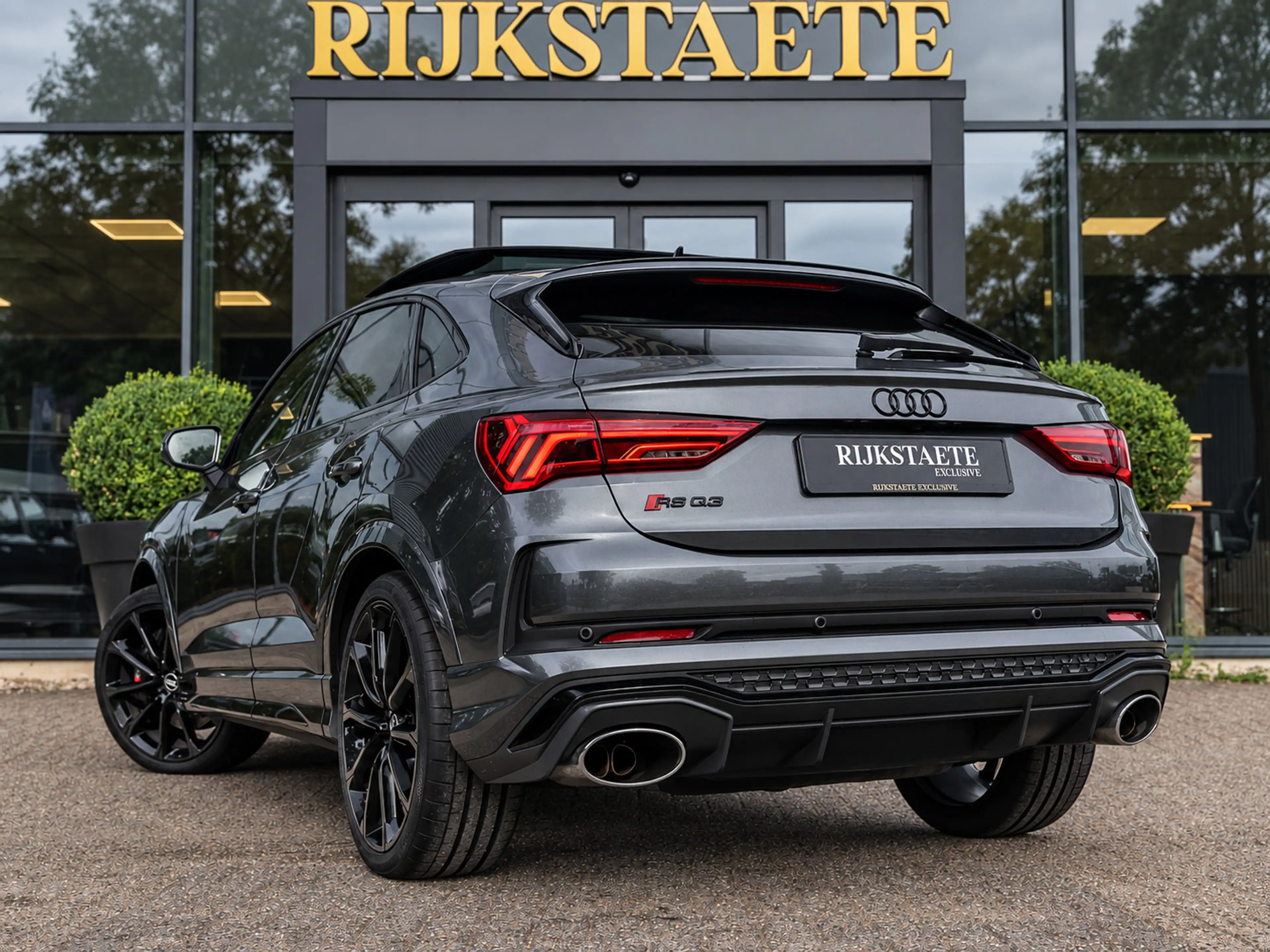 Audi RS Q3 RSQ3 Sportback 2.5 TFSI Quattro|PANO|SONOS|CAM|ACC — photo 9
