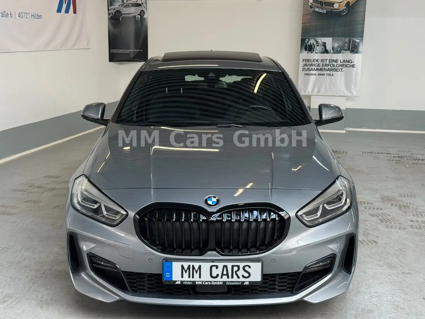 BMW 120 d M Sport 3 Jahre Garantie|Navi|PANO|HiFi|PDC Grijs - 2