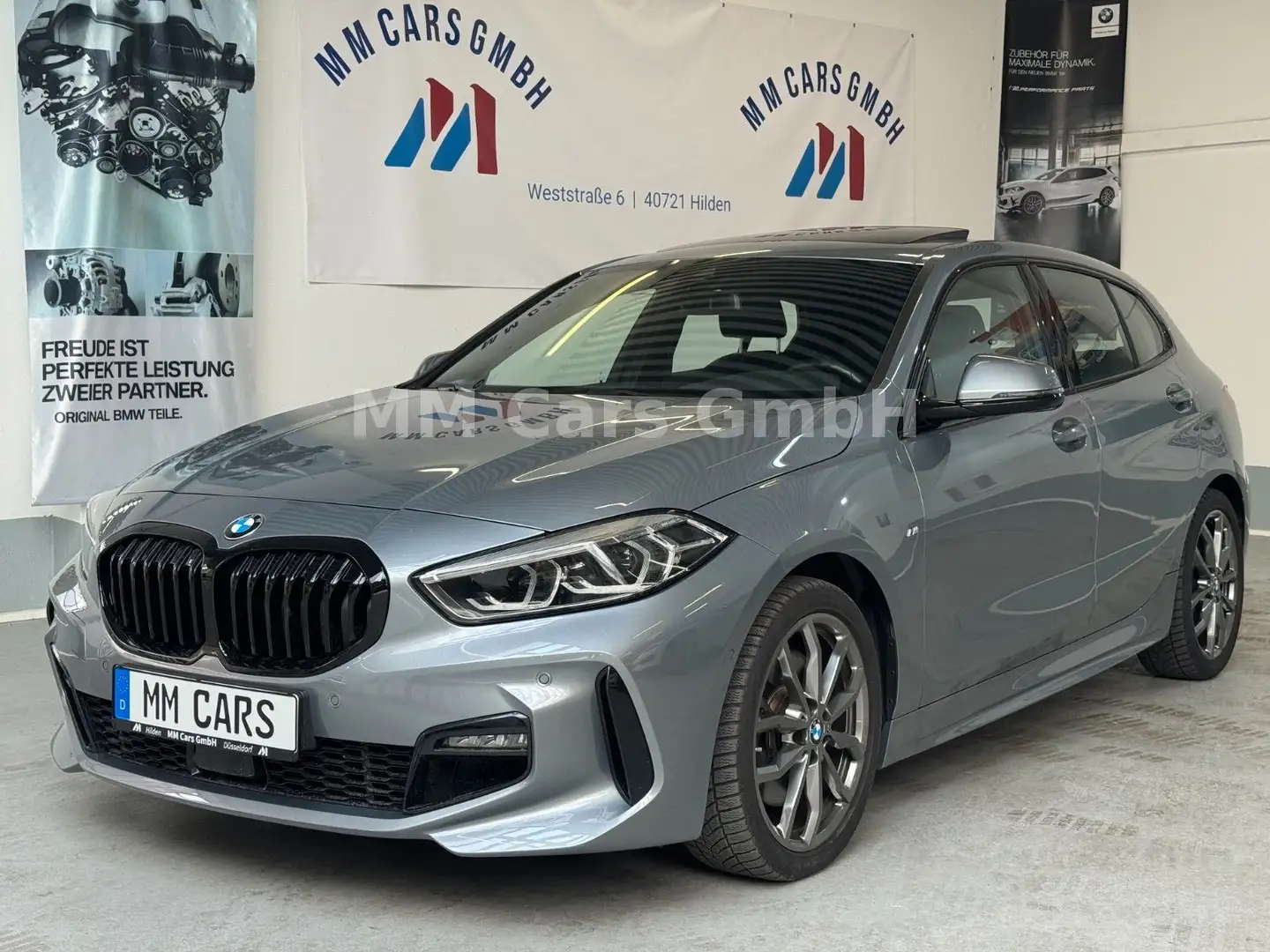BMW 120 d M Sport 3 Jahre Garantie|Navi|PANO|HiFi|PDC Grijs - 1