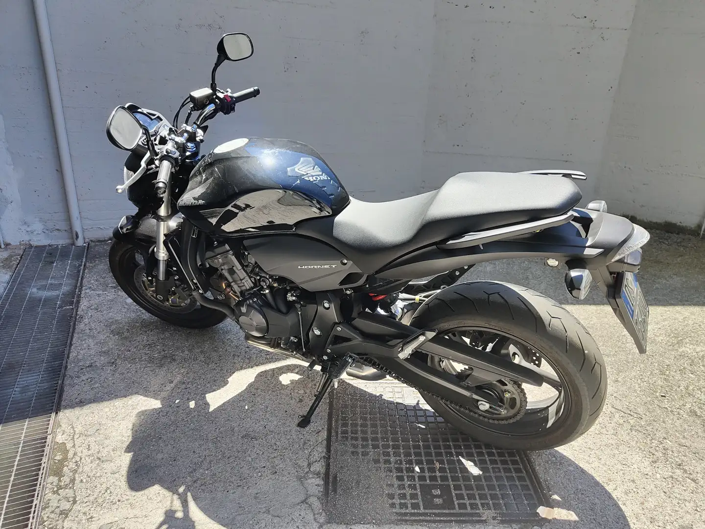 Honda Hornet Noir - 2