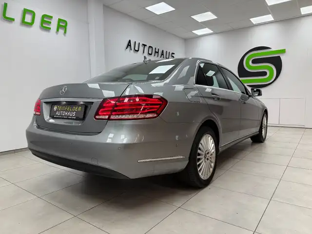 Mercedes-Benz E view 7