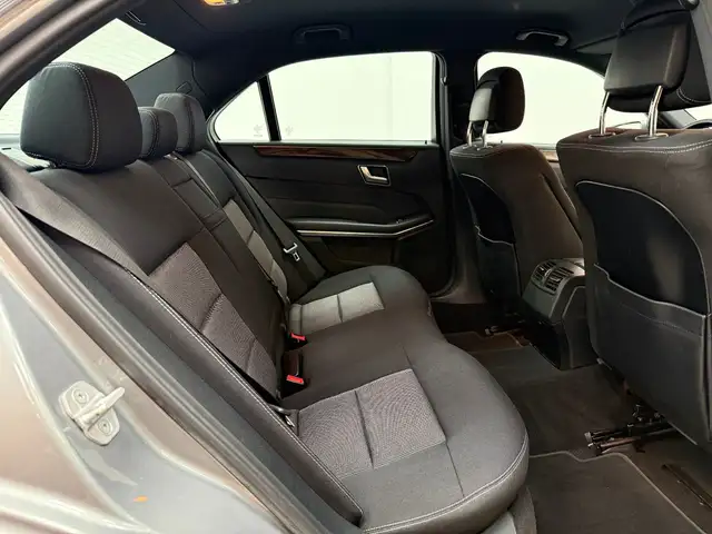 Mercedes-Benz E view 14