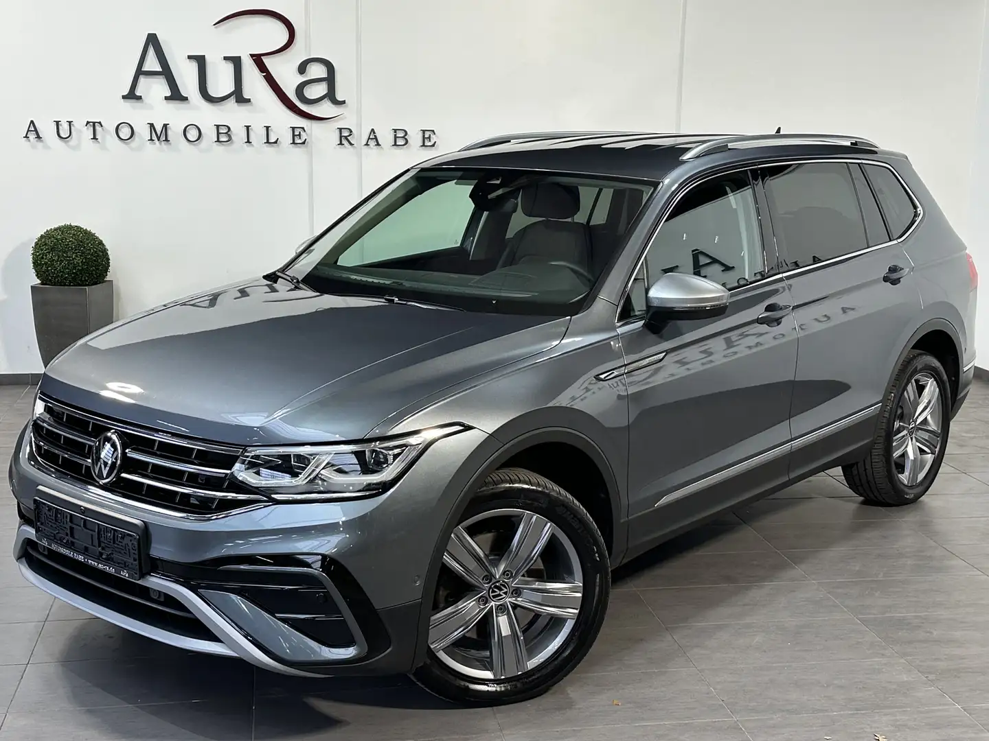 Volkswagen Tiguan Allspace 4M DSG Elegance NAV+LED+HEAD-UP Gris - 1