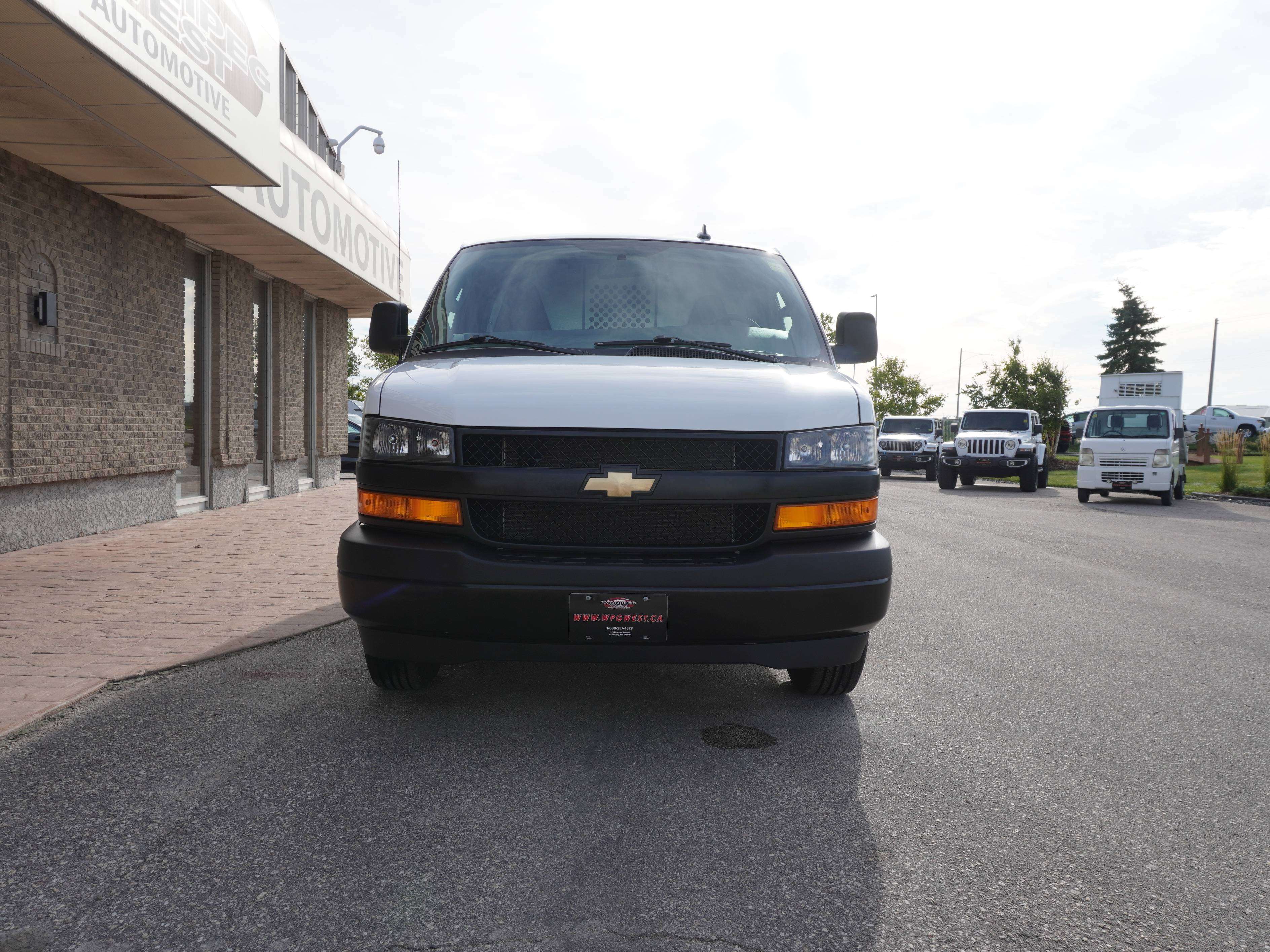2025 Chevrolet Express 2500 Cargo Van