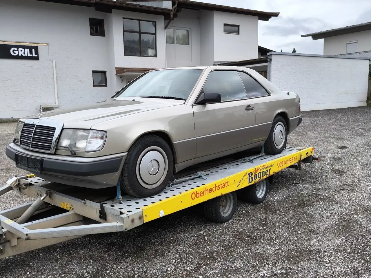 Mercedes-Benz CE 300