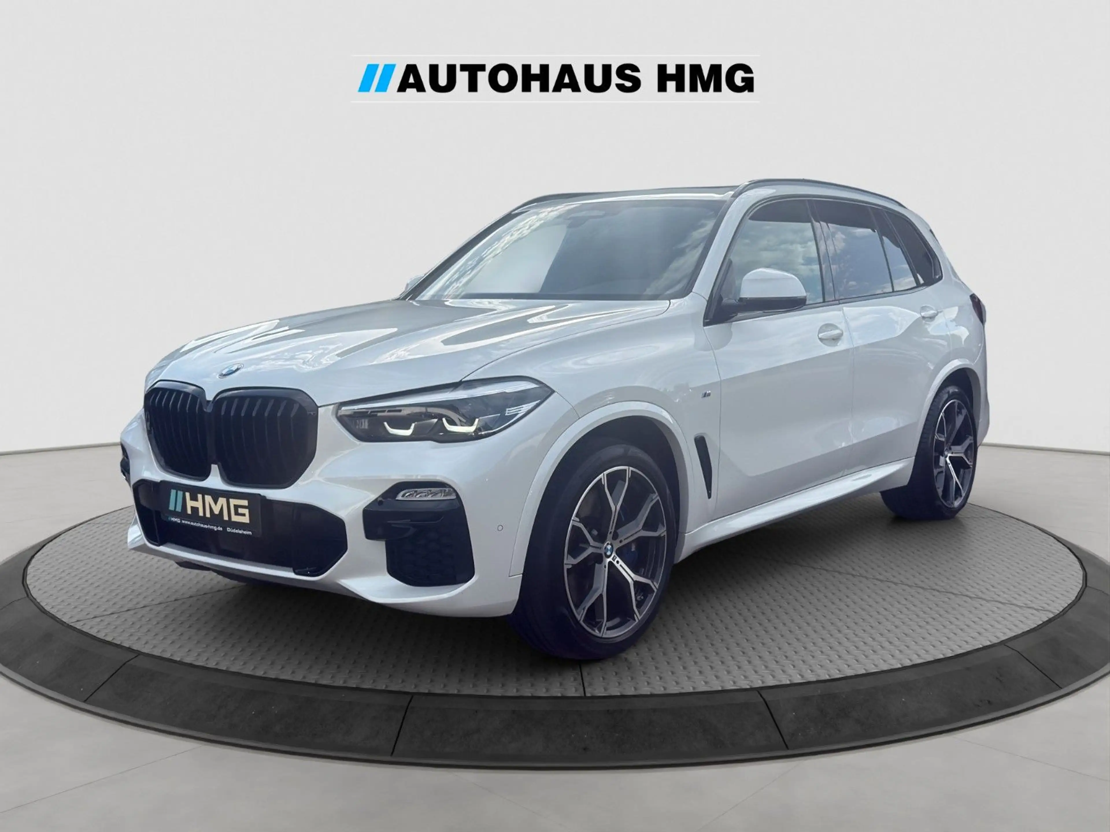 BMW X5 xDrive 30d M Sport *PANO*360°*LED*STANDHZ*AHK