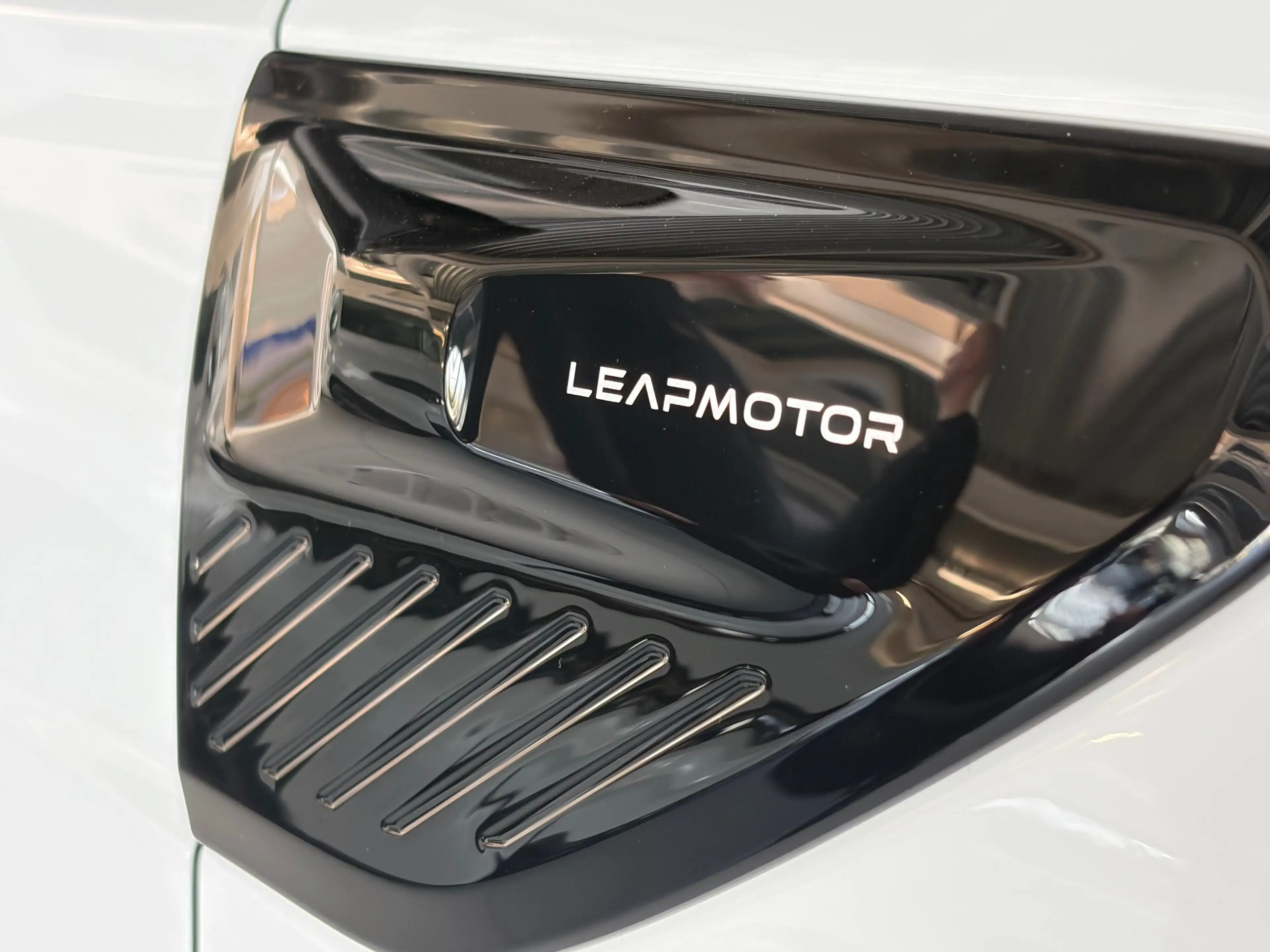 Leapmotor B10 Design Pro Max BEV Sofort Verfügbar — photo 10
