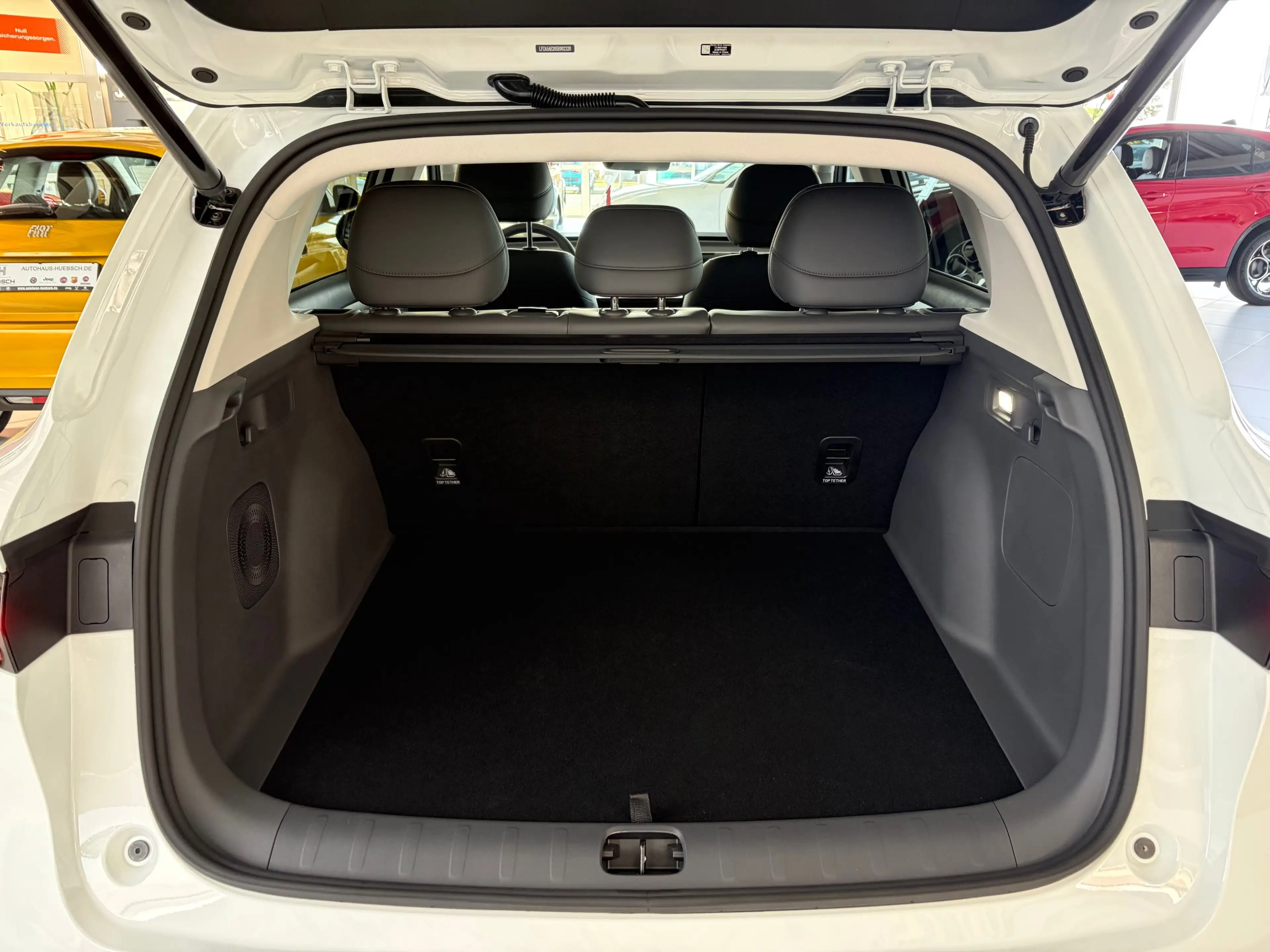 Leapmotor B10 Design Pro Max BEV Sofort Verfügbar — photo 6
