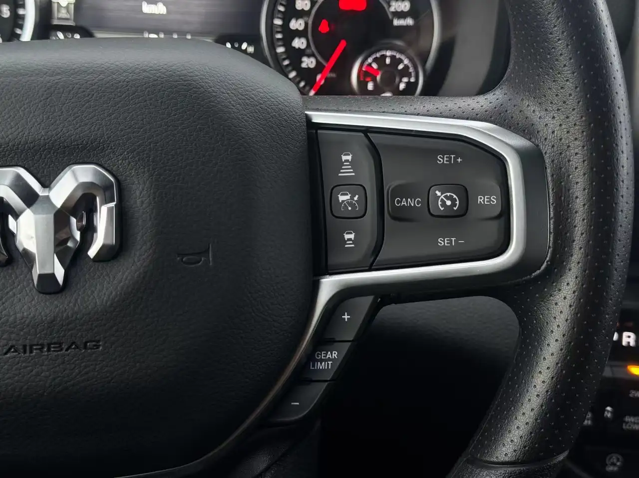 RAM 1500 fotografie RAM 1500