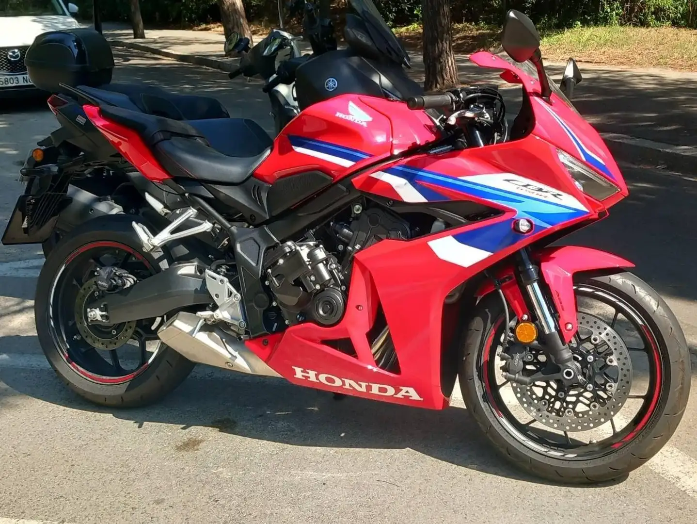 Honda CBR 650 E-CLUTCH Rojo - 1