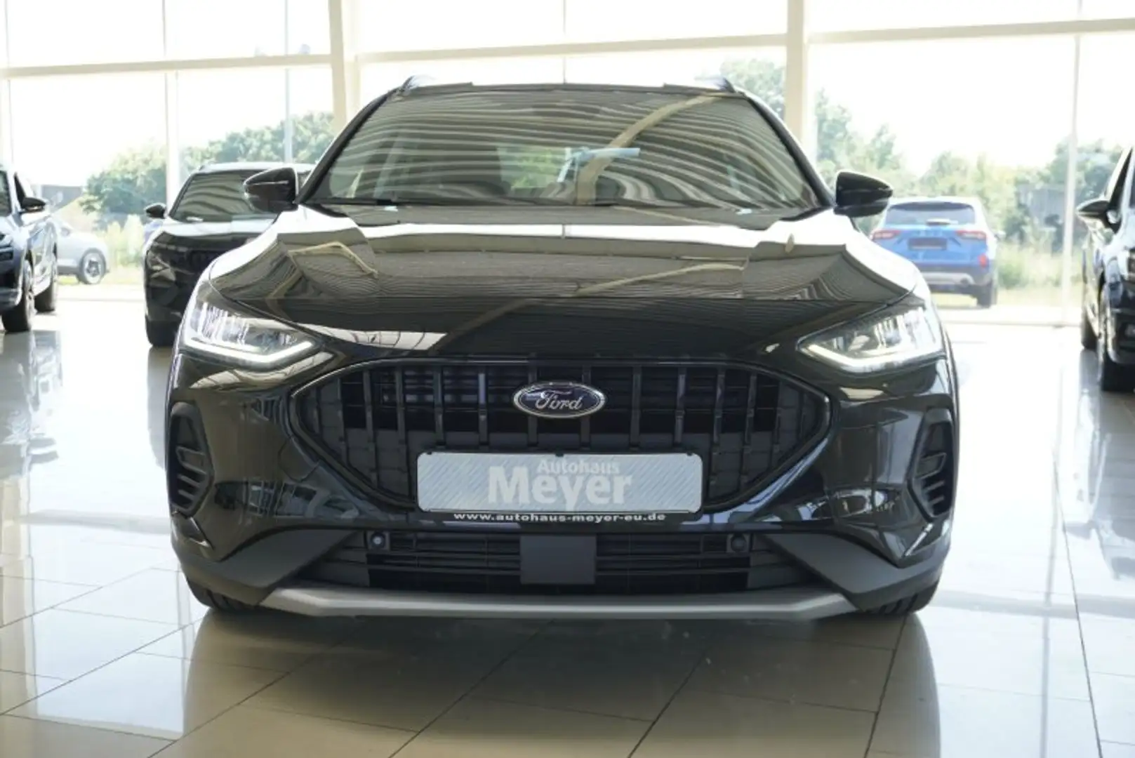 Ford Focus Active X 1,5 115PS aAHK/Navi/Kamera/Winterp.     * Schwarz - 2