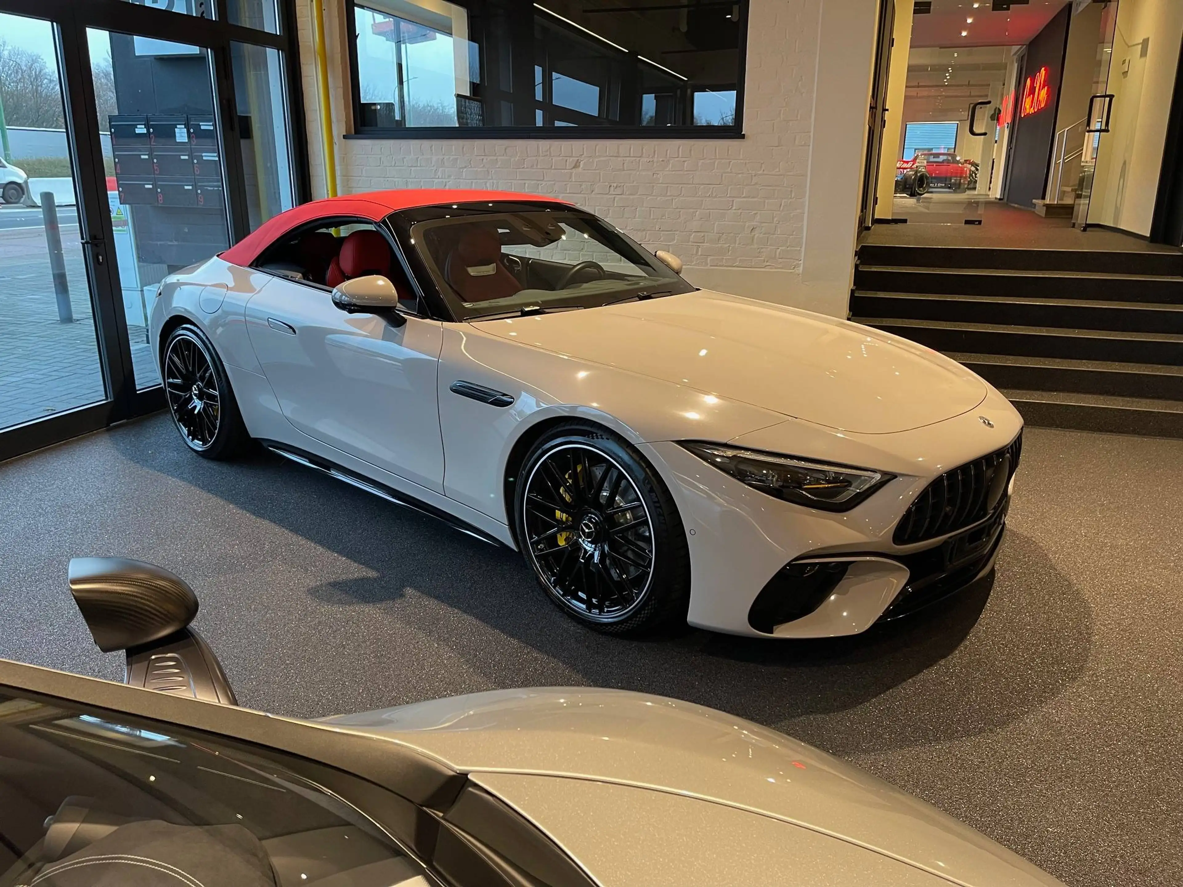 Mercedes-Benz SL 63 AMG SL Roadster AMG 63 4-Matic — photo 15