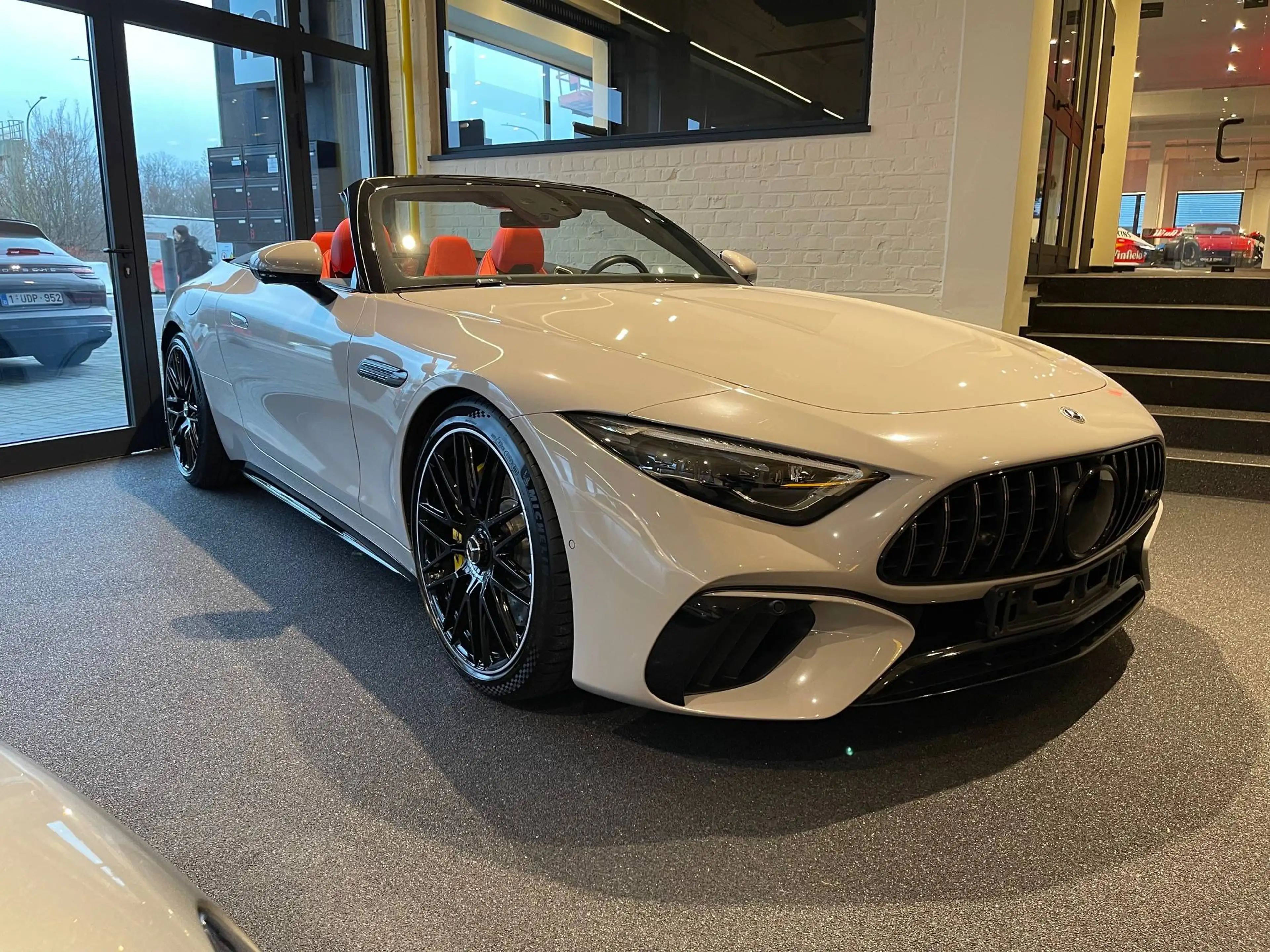 Mercedes-Benz SL 63 AMG SL Roadster AMG 63 4-Matic — photo 3