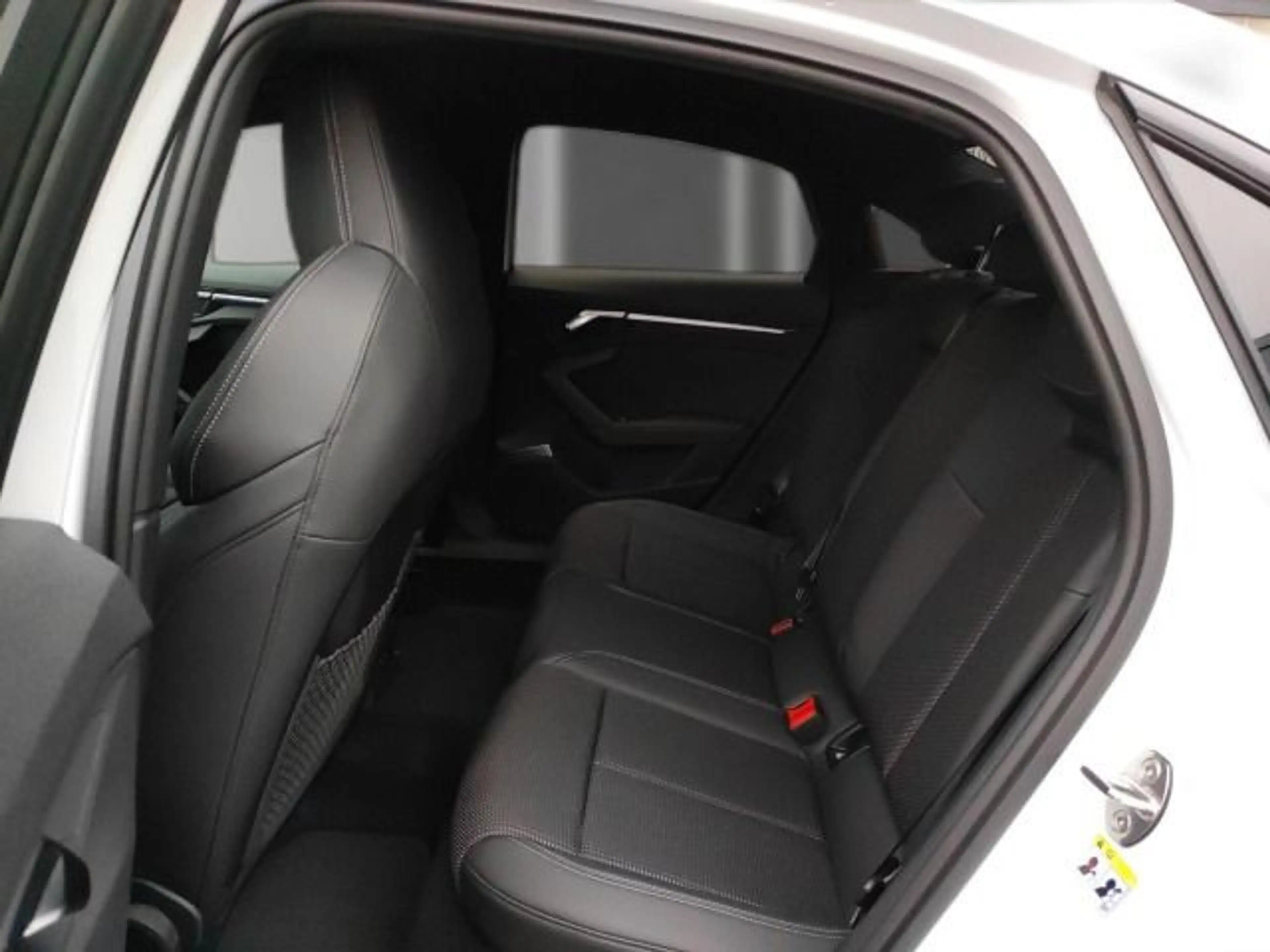 Audi S3 S3 Lim. *MATRIX*ACC*B&O*Opt.-Schwarz+*R-CAM*SHZ* — photo 11