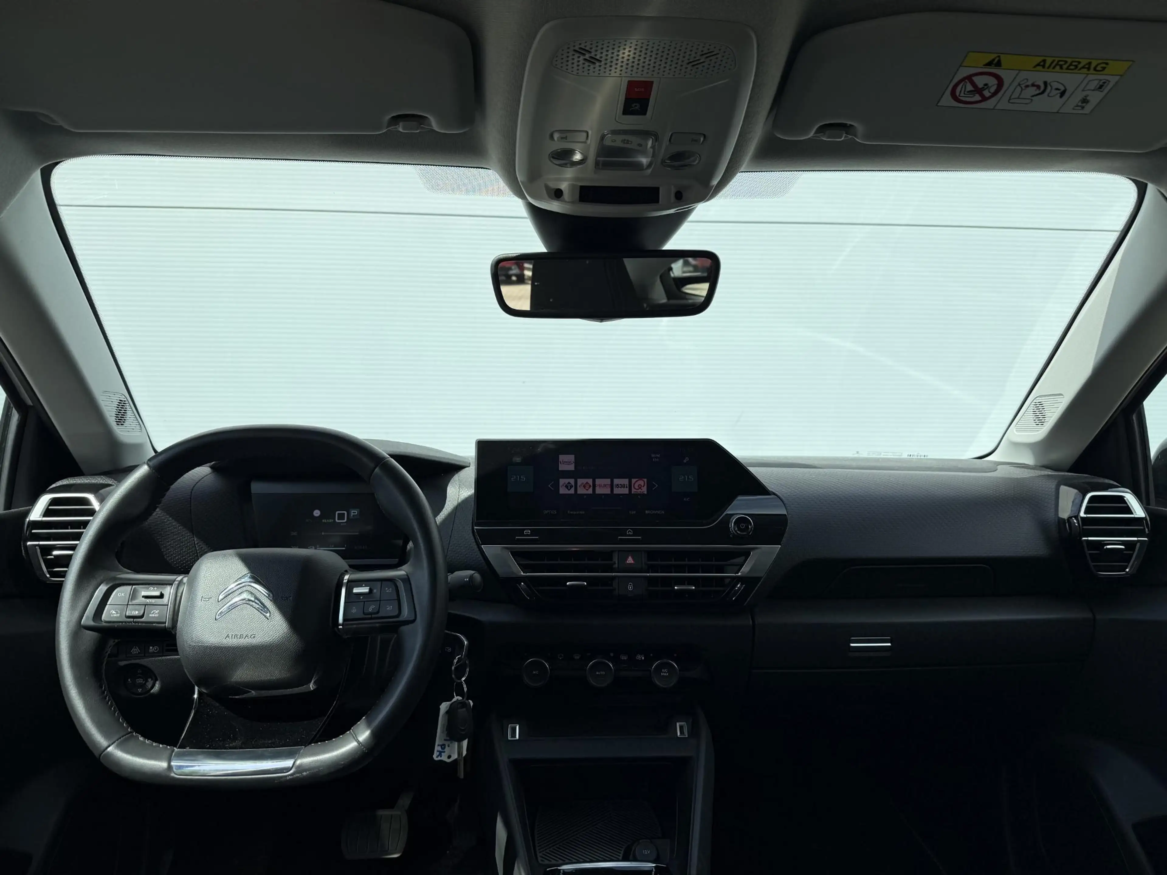 Citroen E-C4 Electric Feel 50 kWh | Parkeersensoren | Navigatie | Climat — photo 14