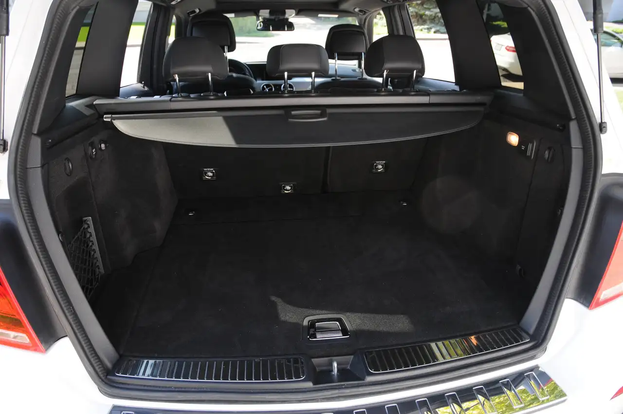 Mercedes-Benz GLK-Class снимка Mercedes-Benz GLK-Class