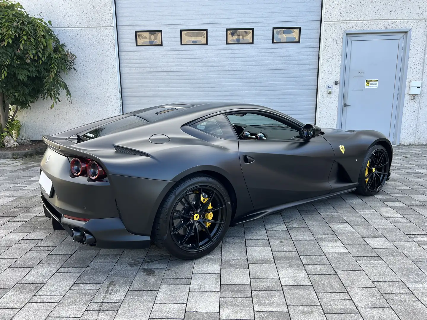 Ferrari 812 Superfast 6.5 dct - 2