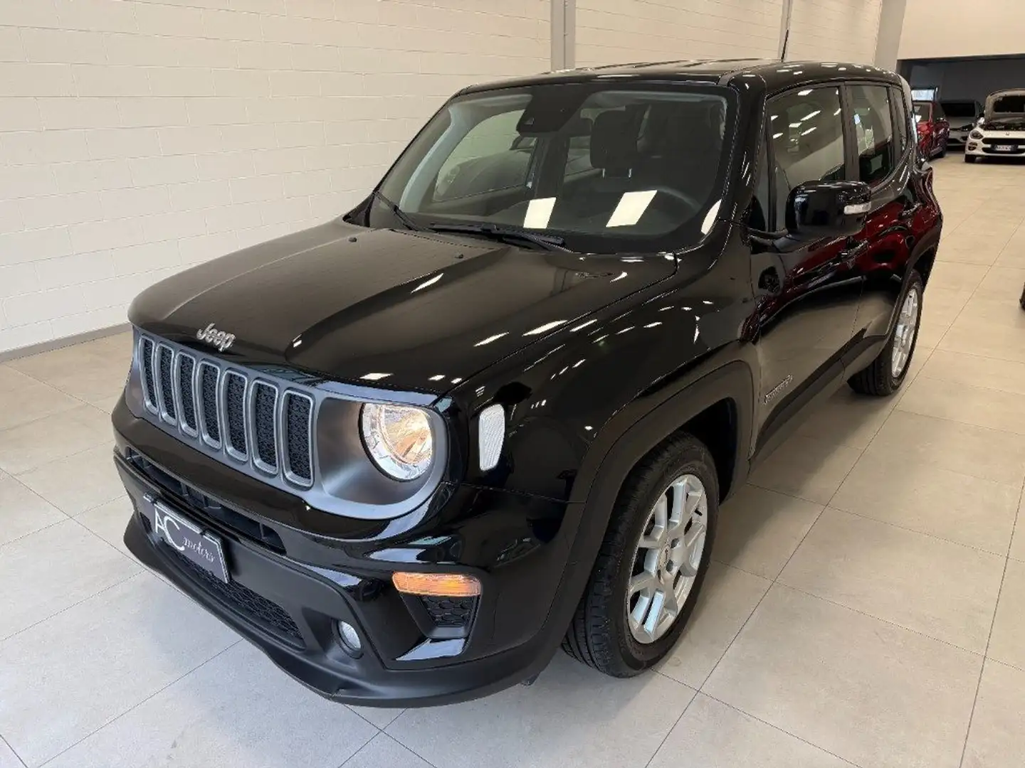 Jeep Renegade 1.0 T3 Limited Чёрный - 2