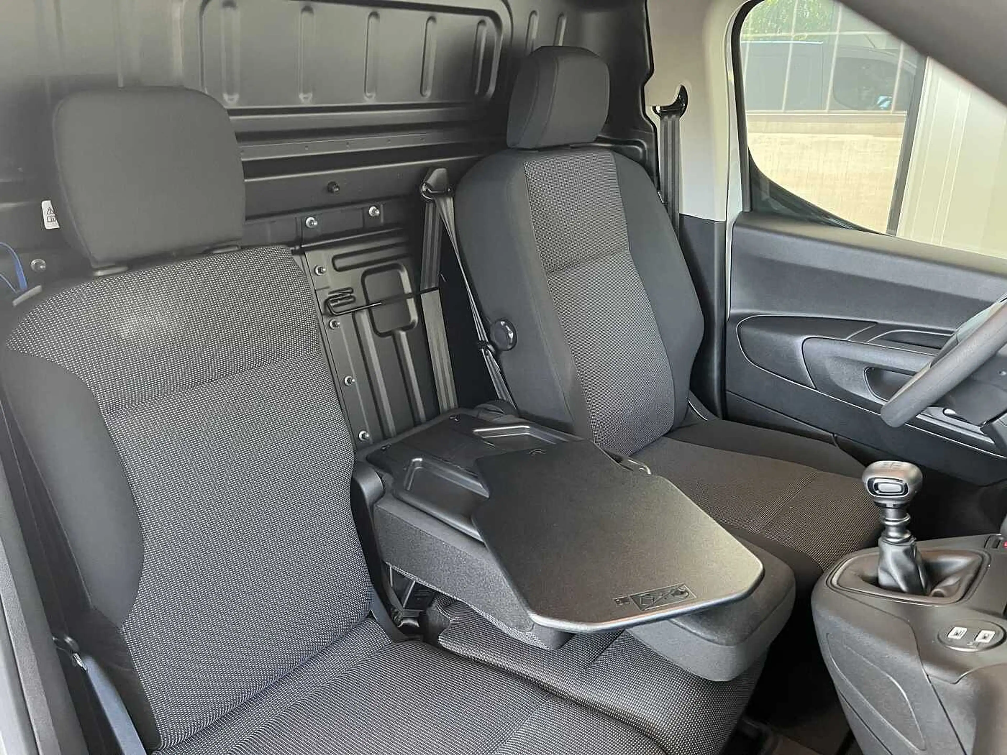 Citroen Berlingo 1.5 BlueHDi M 100pk * 3PL * DYNAMIC SURROUND VIEW — photo 10