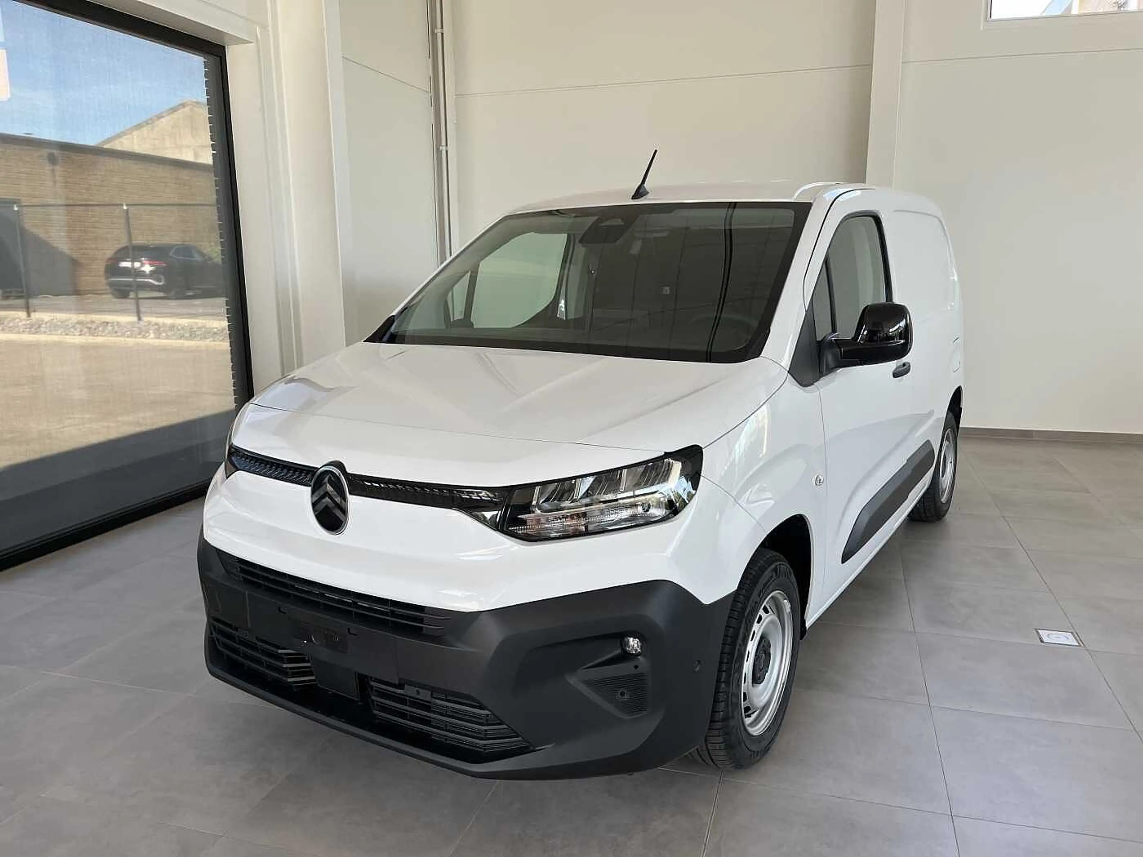 Citroen Berlingo 1.5 BlueHDi M 100pk * 3PL * DYNAMIC SURROUND VIEW — photo 2