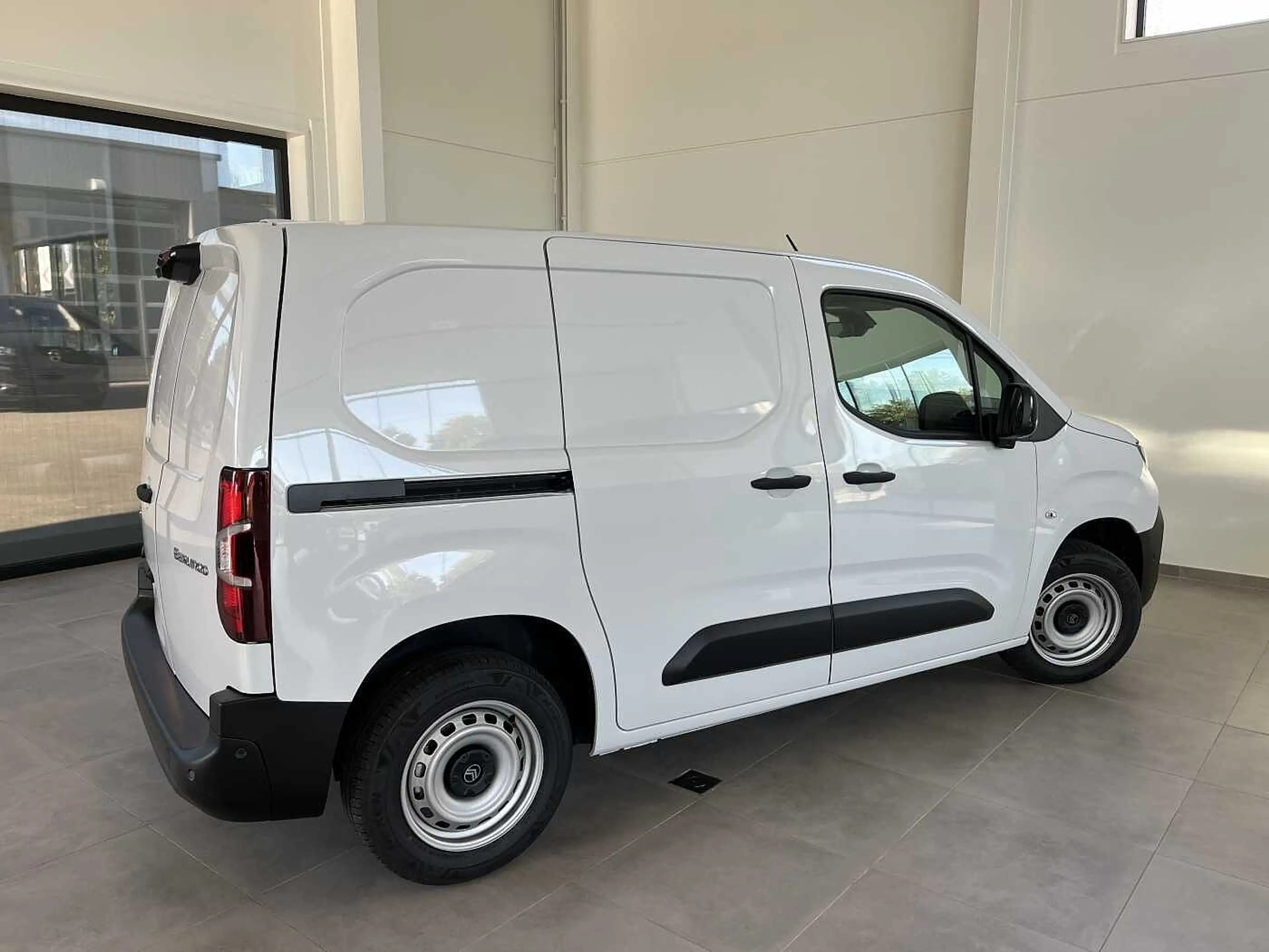 Citroen Berlingo 1.5 BlueHDi M 100pk * 3PL * DYNAMIC SURROUND VIEW — photo 4