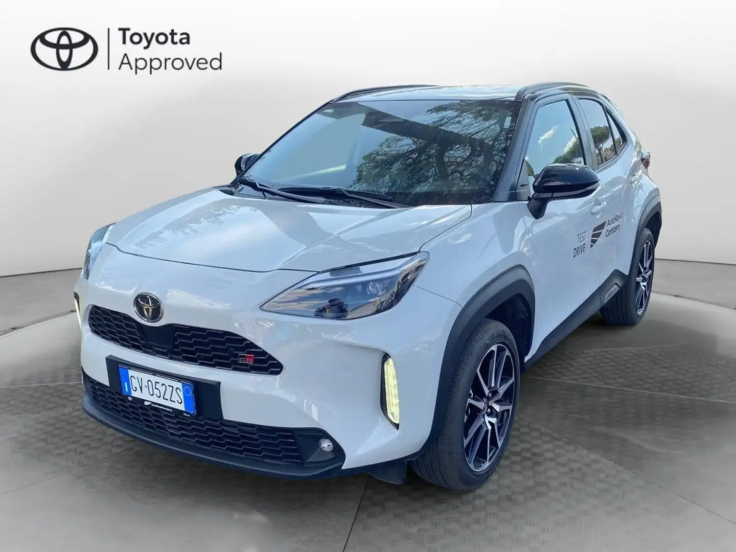 Toyota Yaris Cross 1.5 Hybrid 5p. E-CVT GR SPORT Bianco - 1