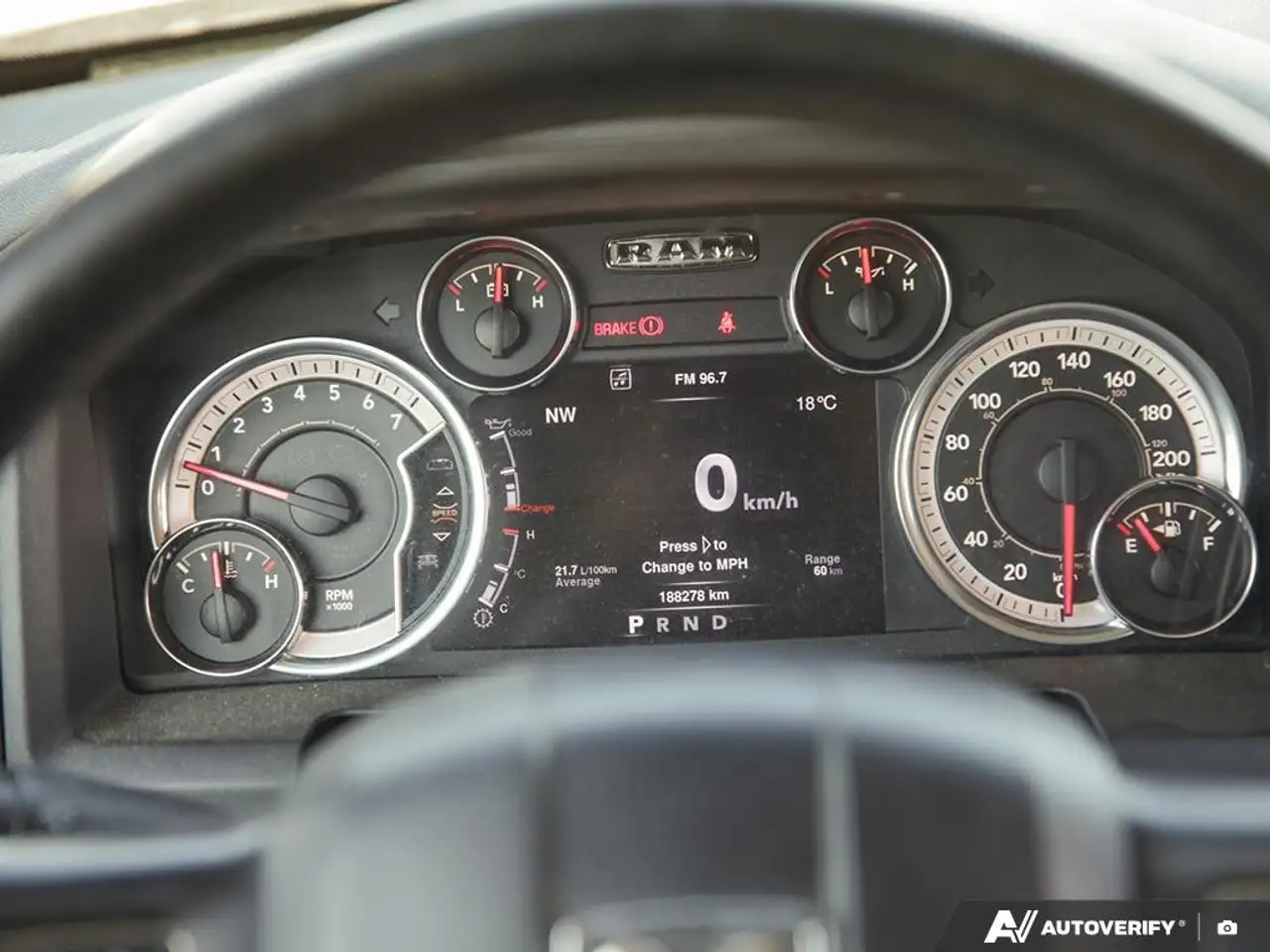 RAM 1500 снимка RAM 1500