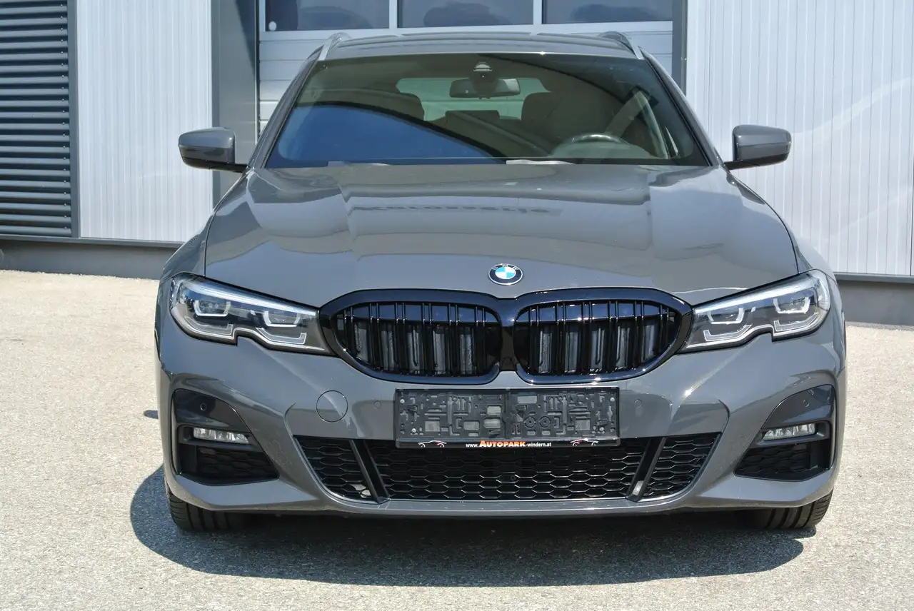 BMW 330 e touring xDrive ** M Paket ** virt. CP * LEDER *, миниатюра 3