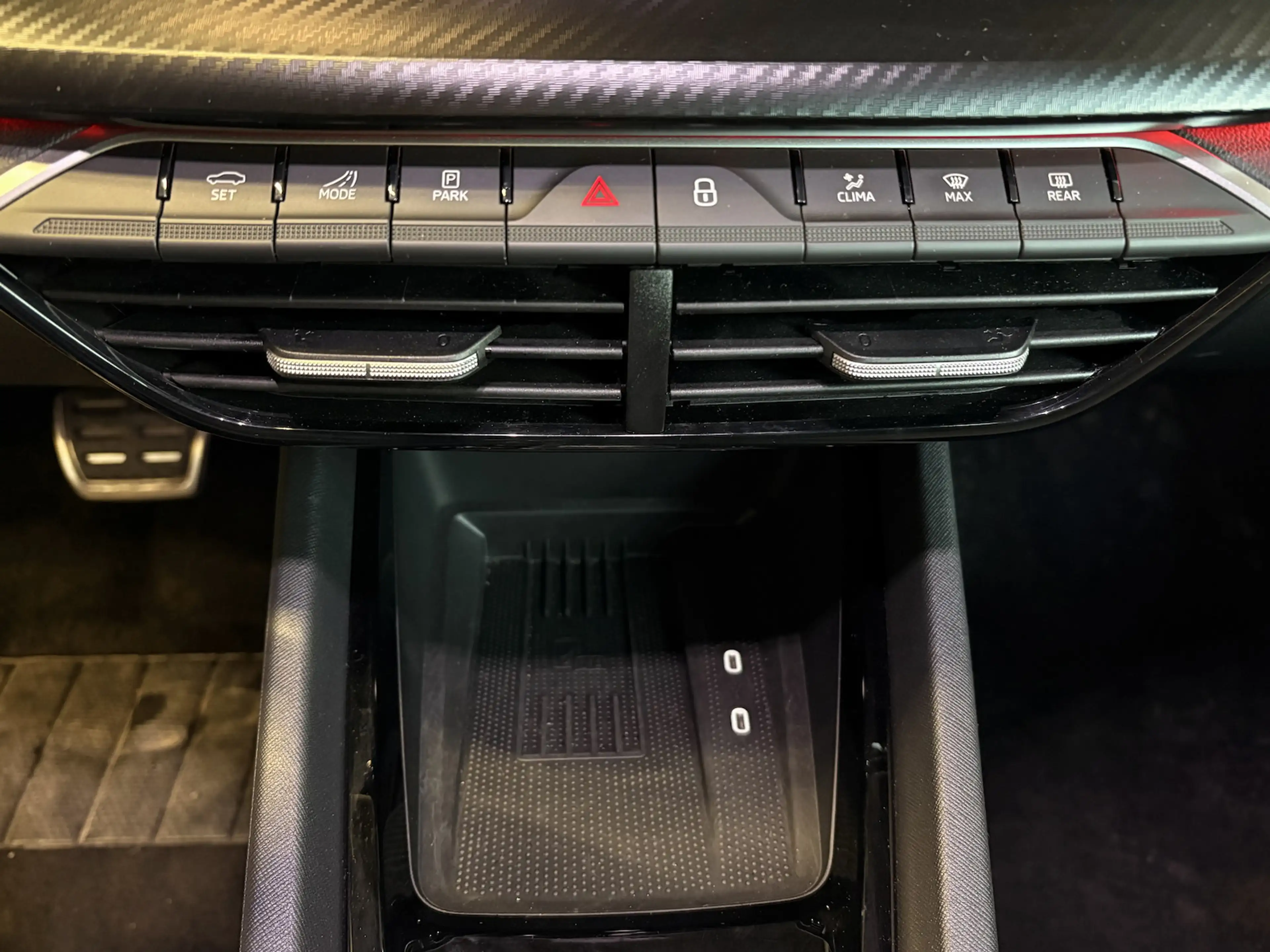 Skoda Octavia 1,5TSI mHEV DSG Sportline Pano AHK Matrix18´ — photo 15
