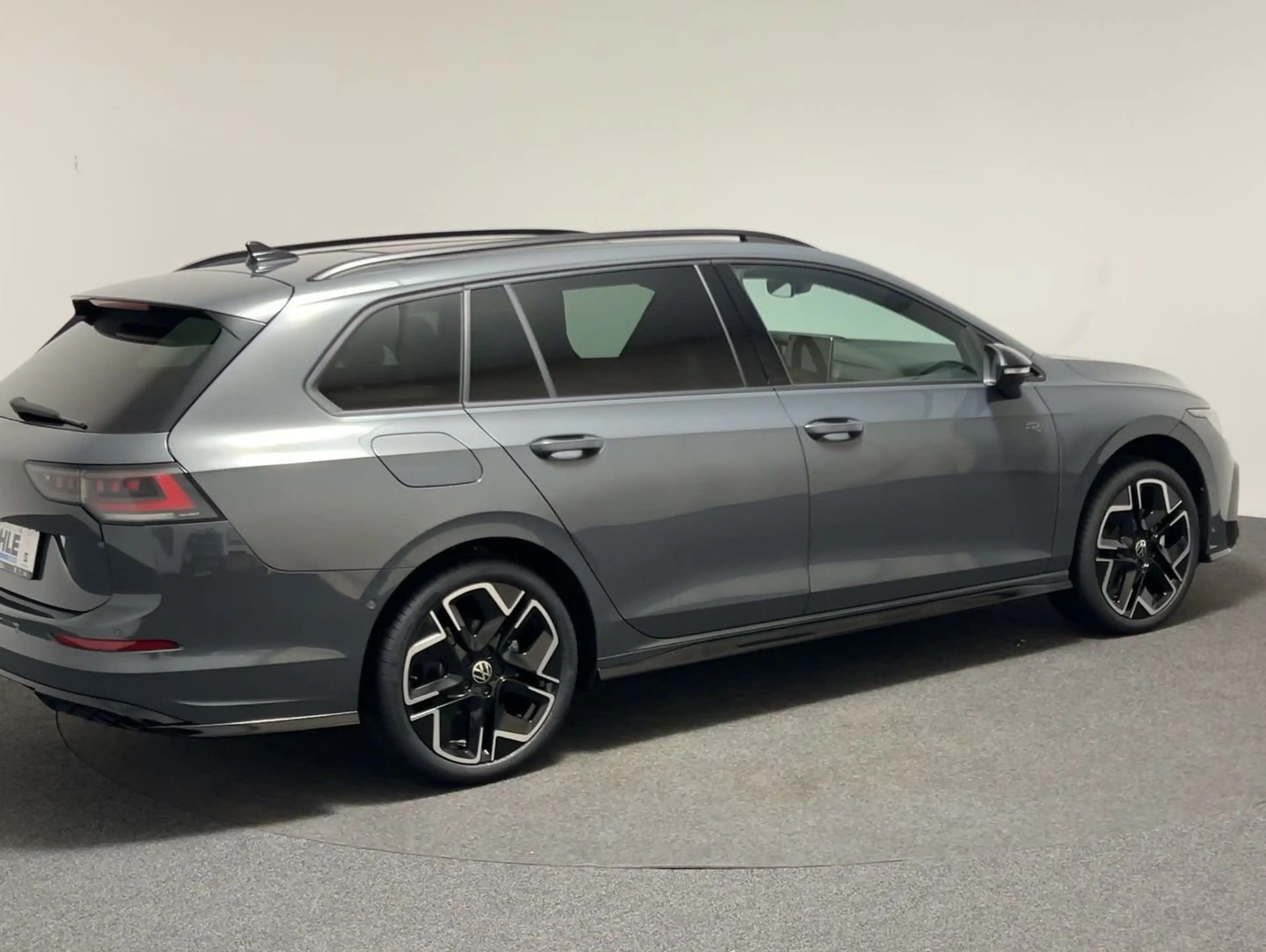 Volkswagen Golf Variant R-Line 2.0 l TDI DSG CarPlay Pano — photo 7