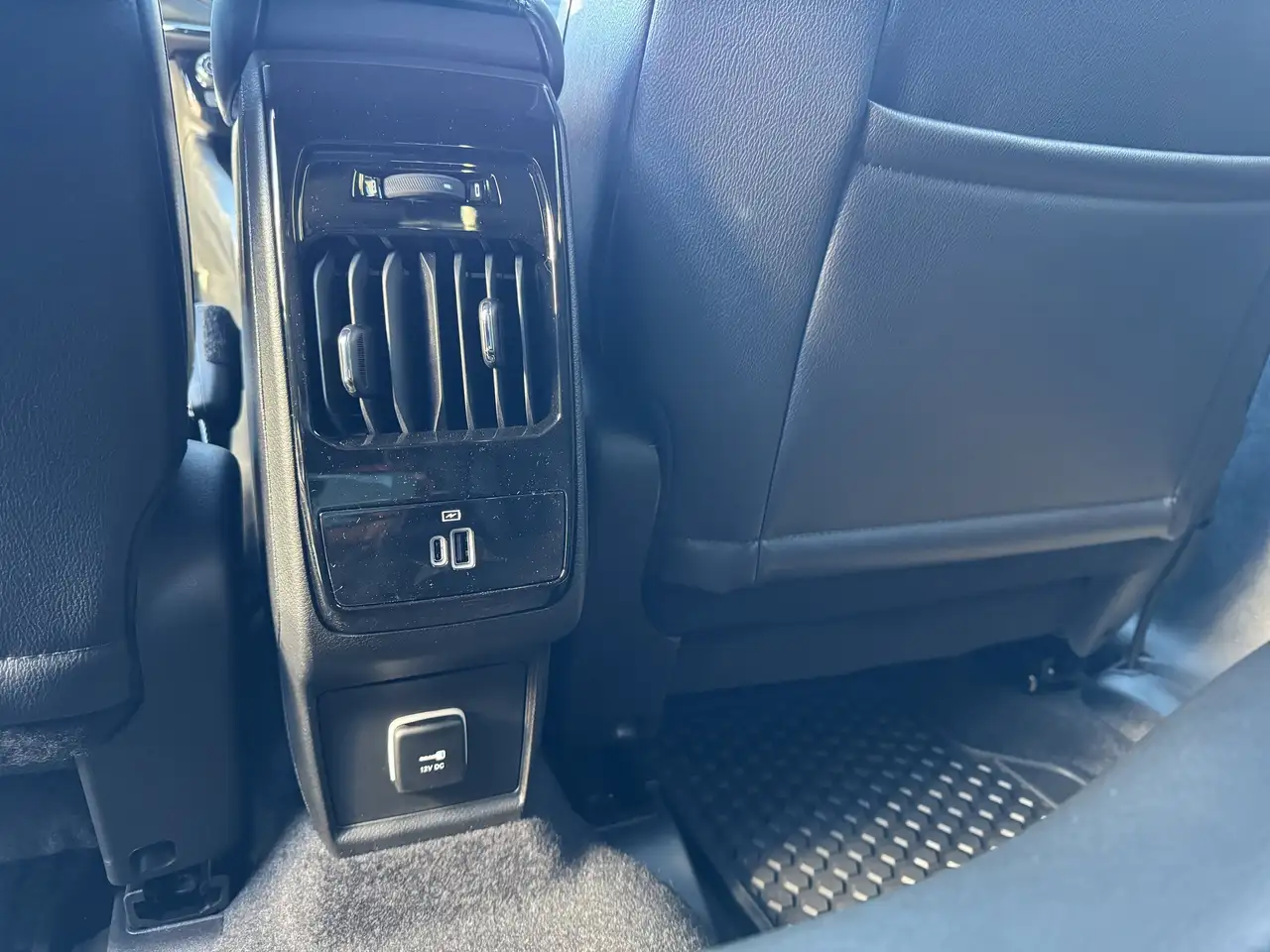 Jeep Compass photo Jeep Compass